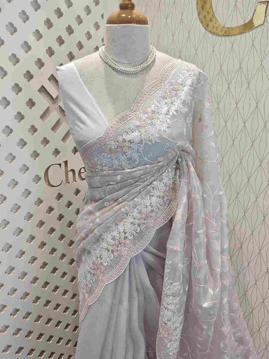 Chela Clothing Facebook ad