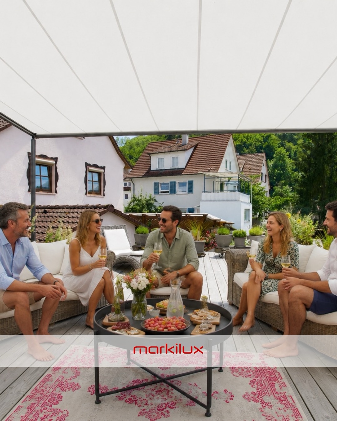 Marumiya Inc. Facebook ad: 【pergola classicの設置例】