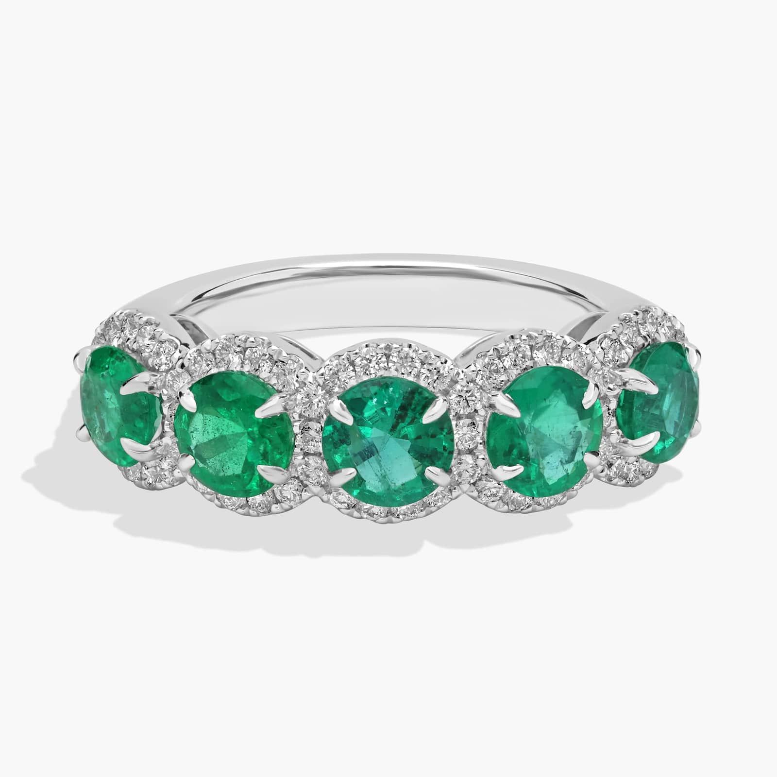 Blue Nile Facebook ad: Fall is our favorite season to glow.