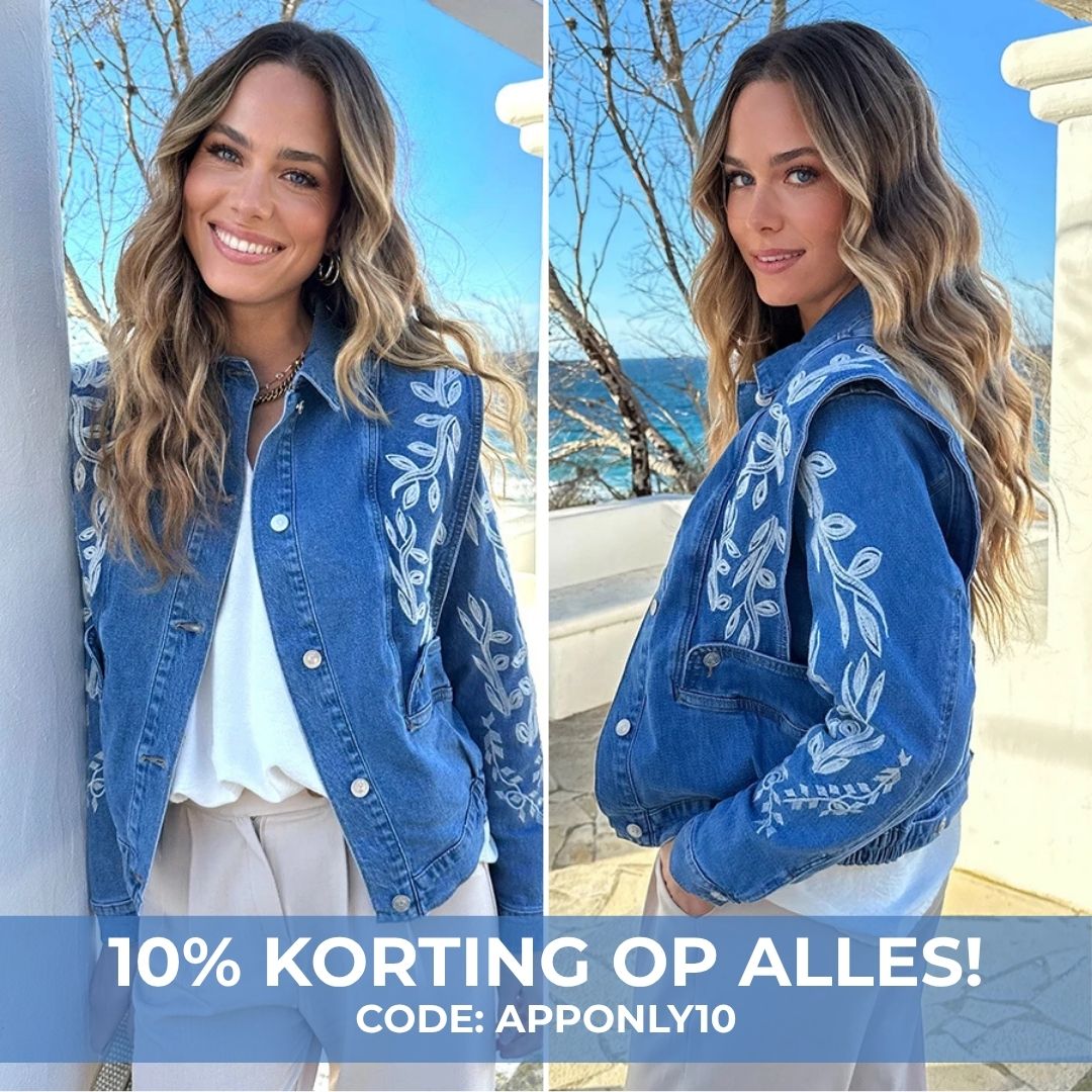 Fashion Musthaves Facebook ad