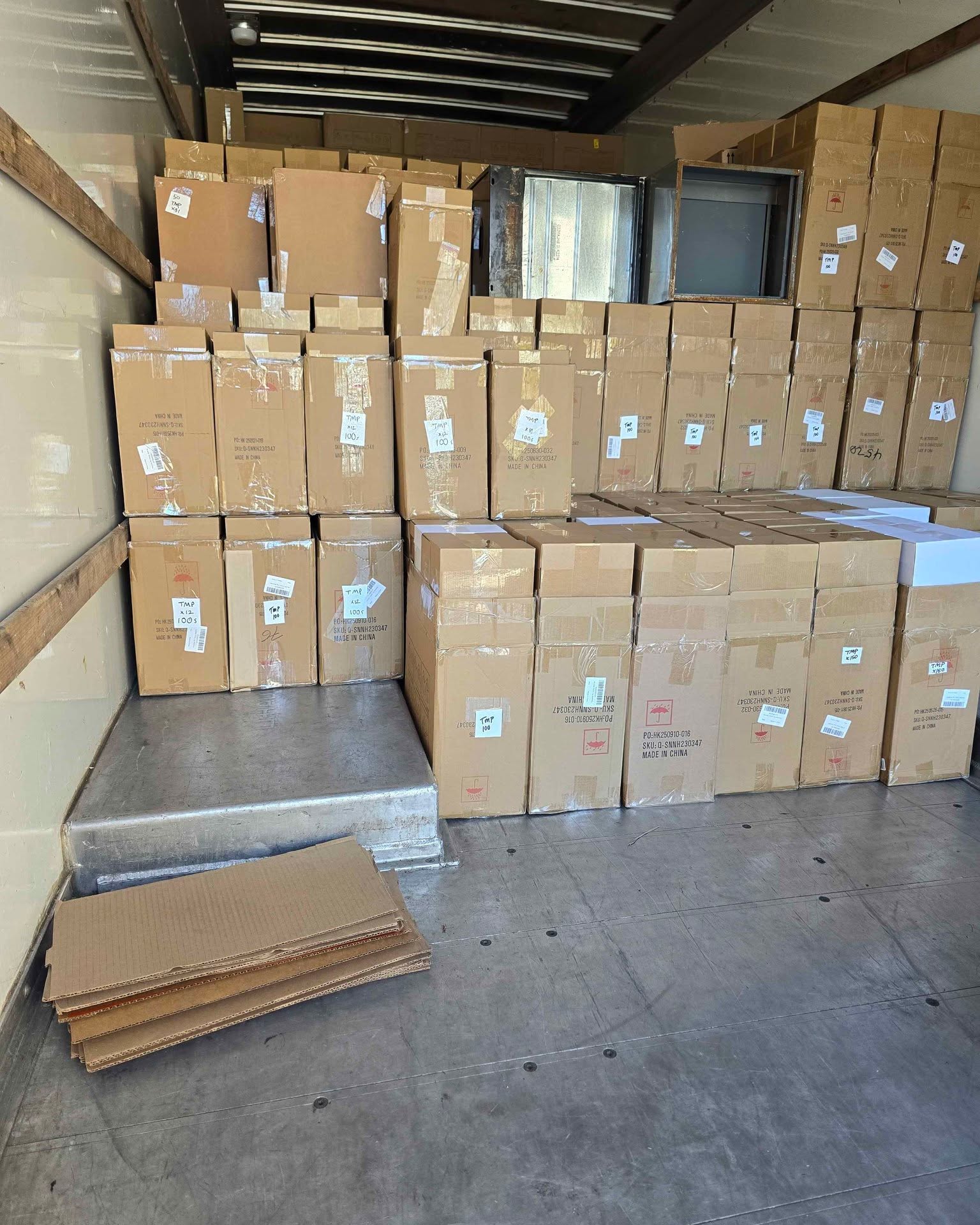 Nakai Orozco Facebook ad: Moving Help - 2 Movers Available (Portland/Vancouver Area)