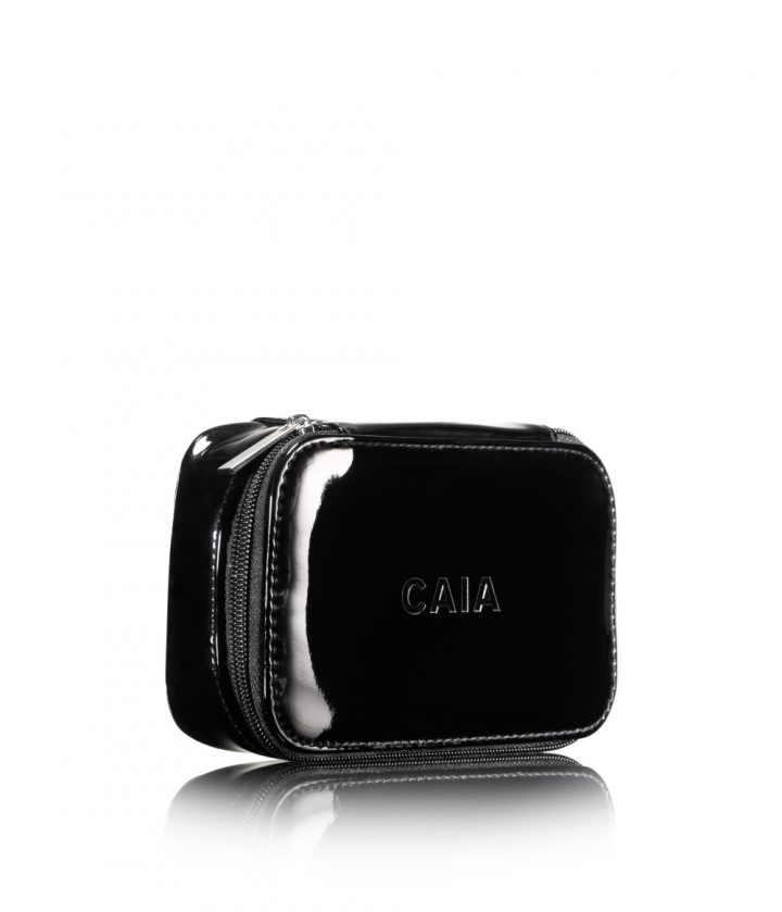 CAIA Cosmetics Facebook ad
