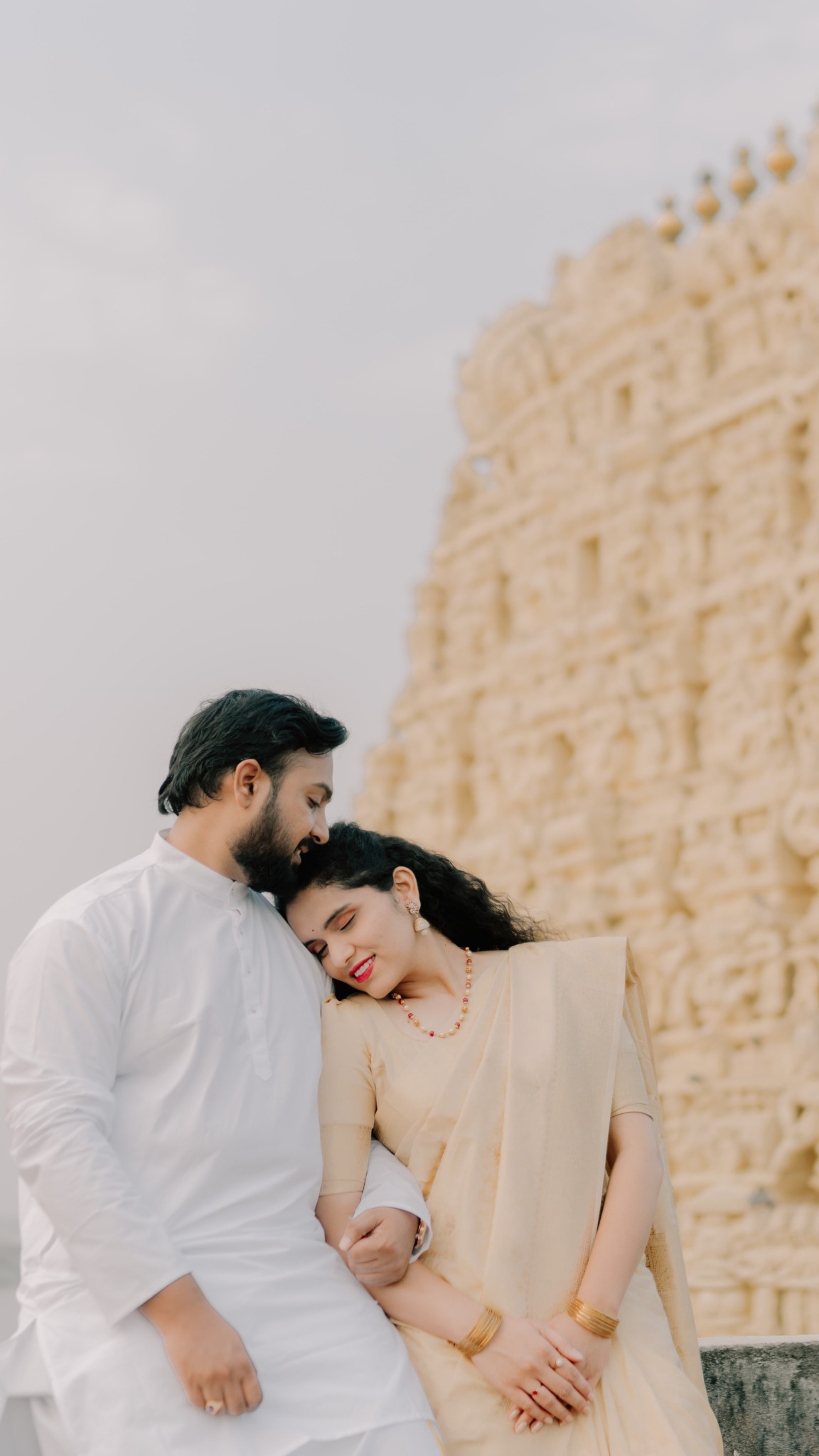 One Studio Wedding Facebook ad: Lights, camera, love!