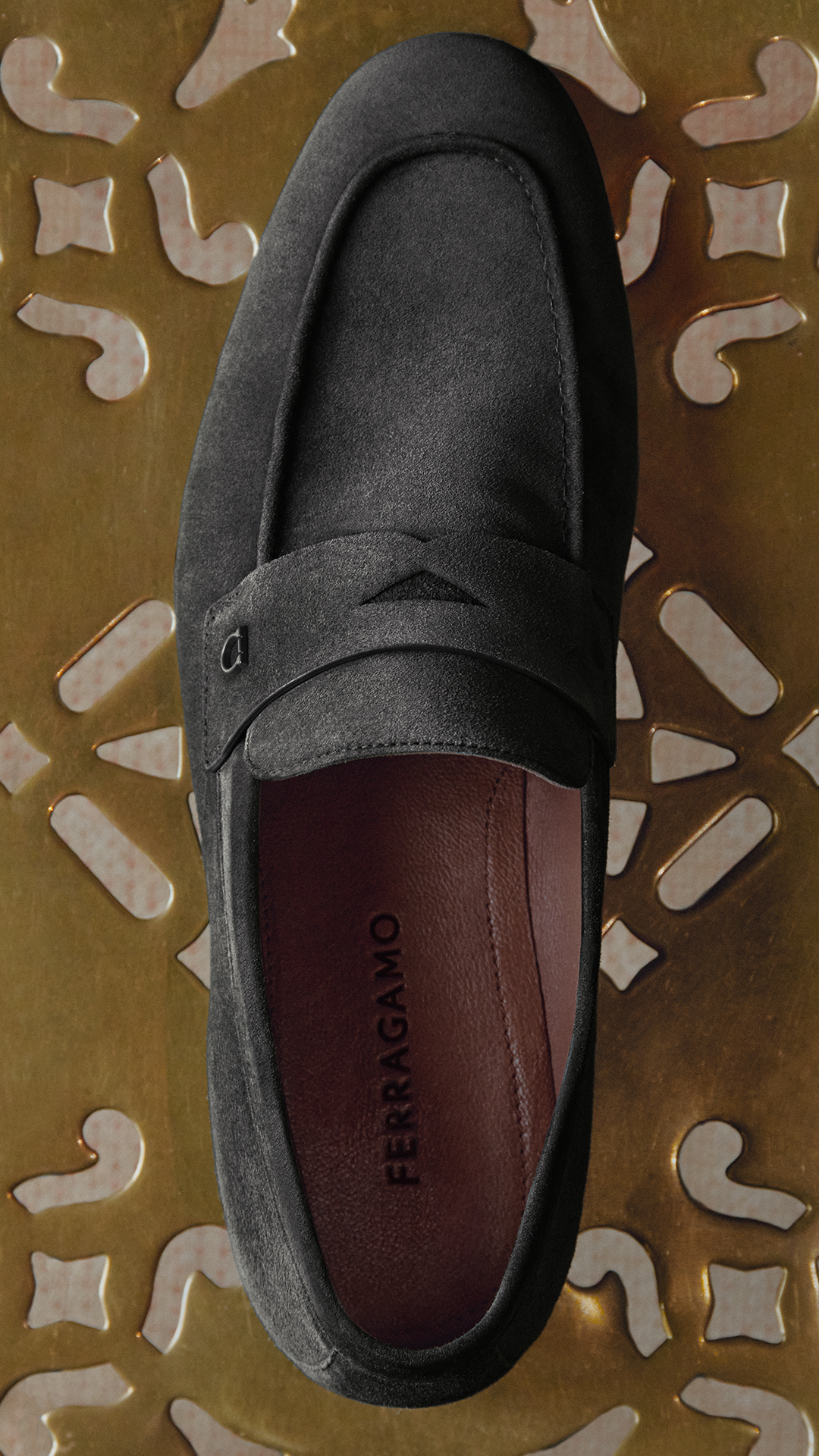 FERRAGAMO Facebook ad