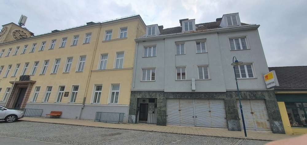 Haager am Stephansplatz Facebook ad: Du suchst ein Geschäftslokal, das dir maximale Flexibilität…