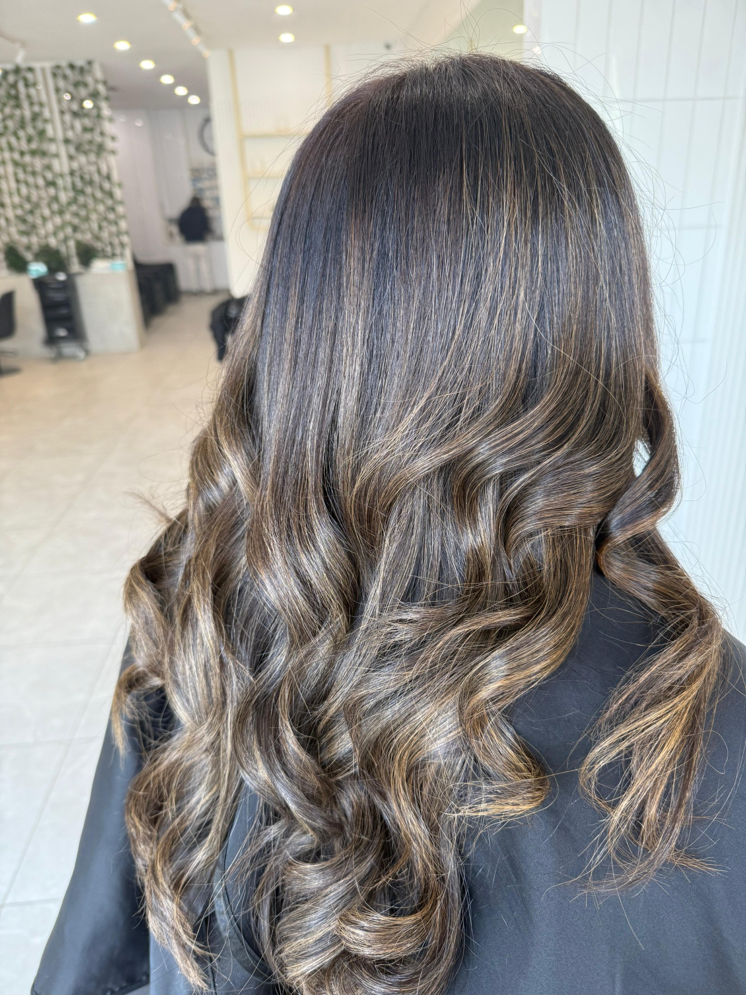 Studio Hair Bar Facebook ad