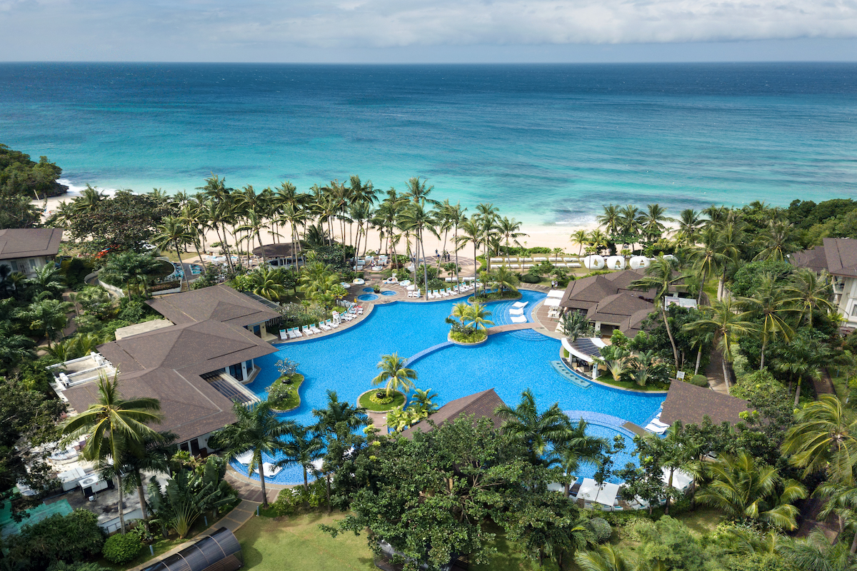 Mövenpick Resort & Spa Boracay Facebook ad: Experience your serene tropical paradise in Boracay.