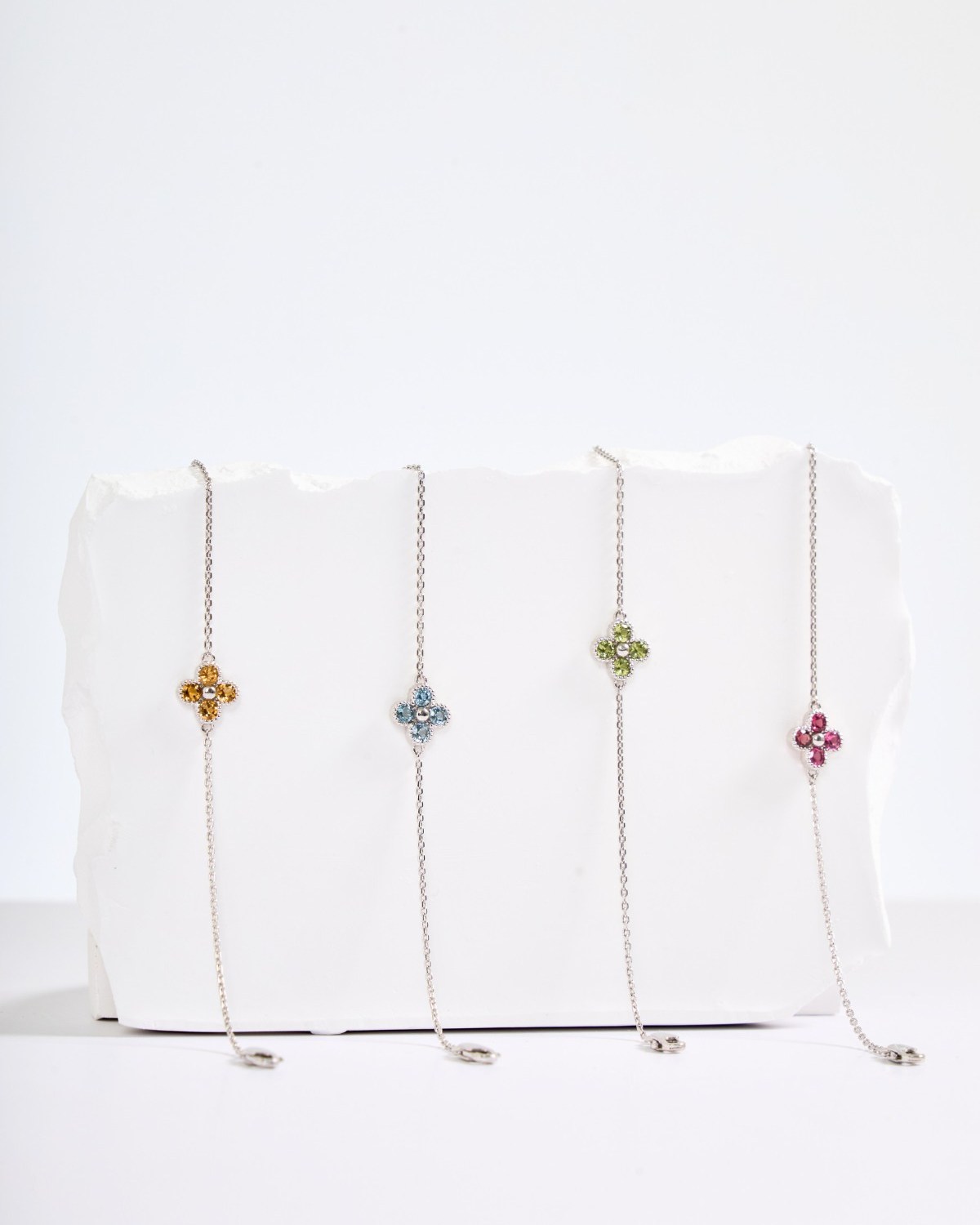 Kind Jewelry Facebook ad
