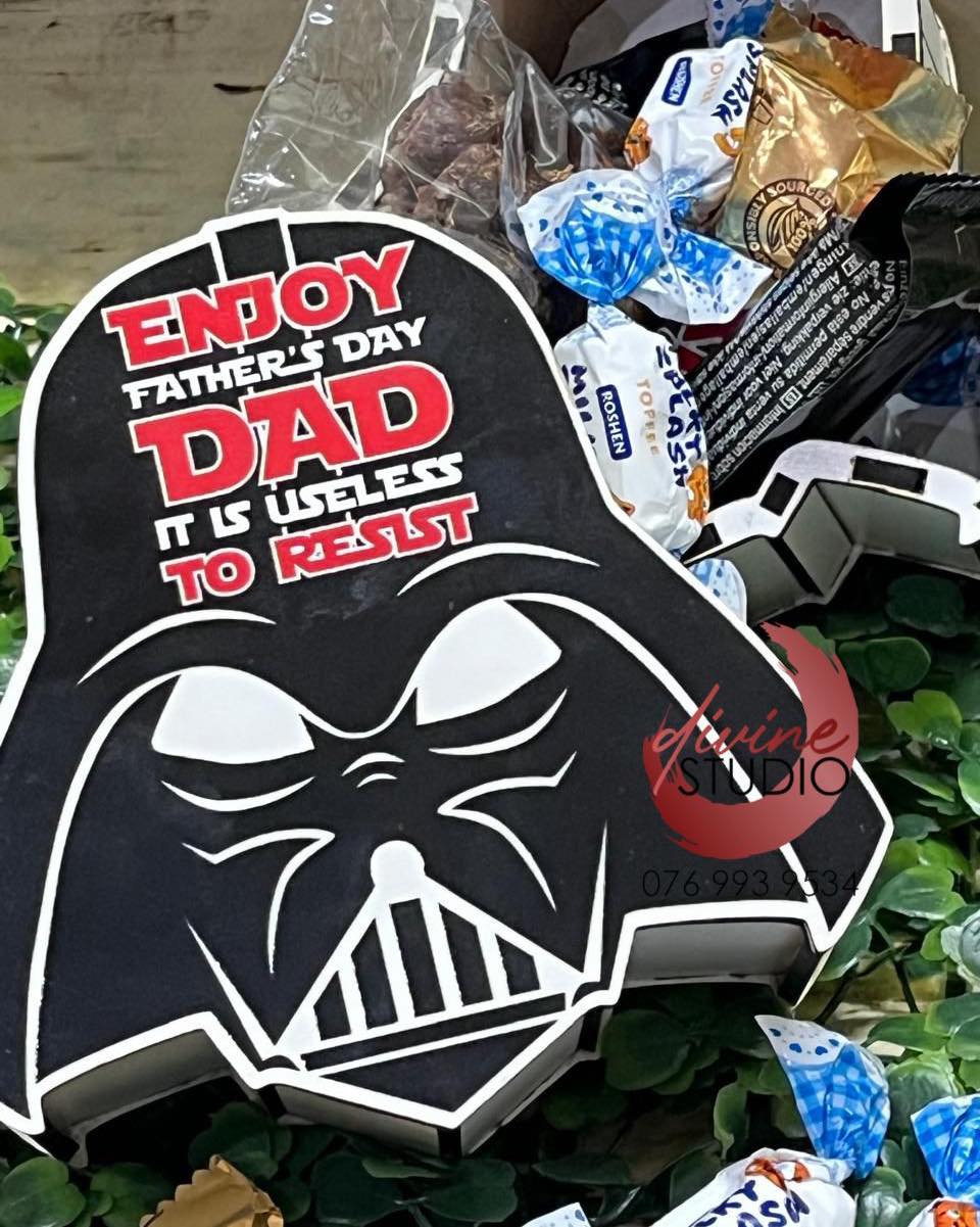 Divine Studio Facebook ad: FATHER’S DAY GIFT BOXES