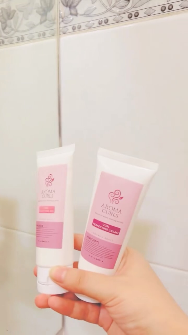 Aroma Curls Facebook ad: No excessive frizz, no dryness, no crunchy curls…