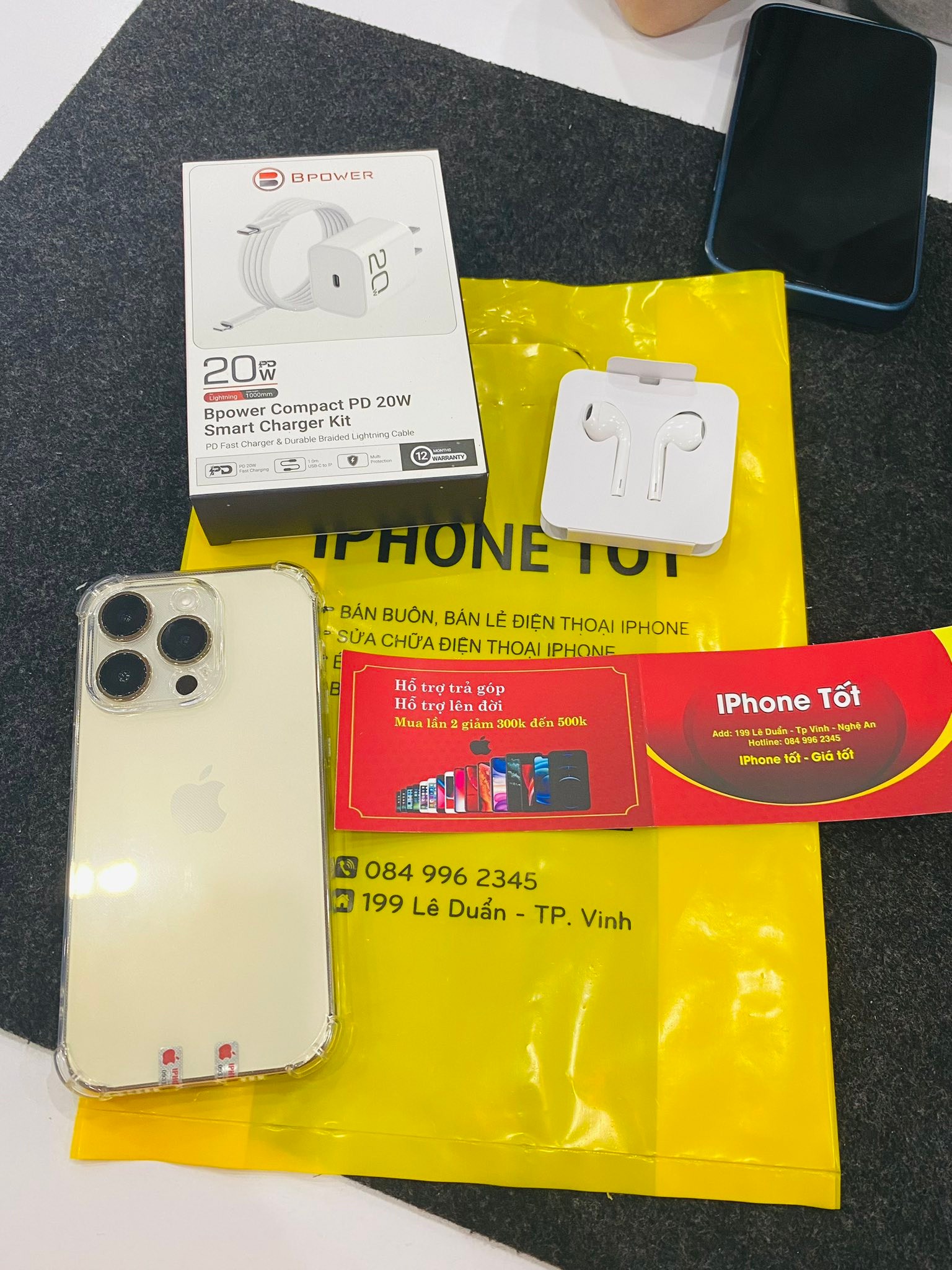 IPhonetot 199 Lê Duẩn Tp Vinh Facebook ad: Chốt 4 máy ca chiều, hôm nay có…