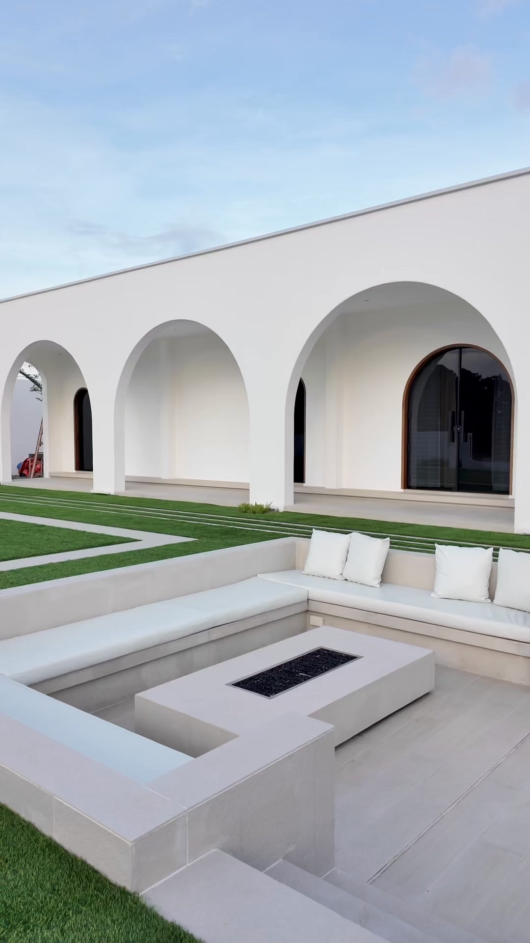 Benitez Private Resort Facebook ad: Experience Santorini without leaving Pampanga!