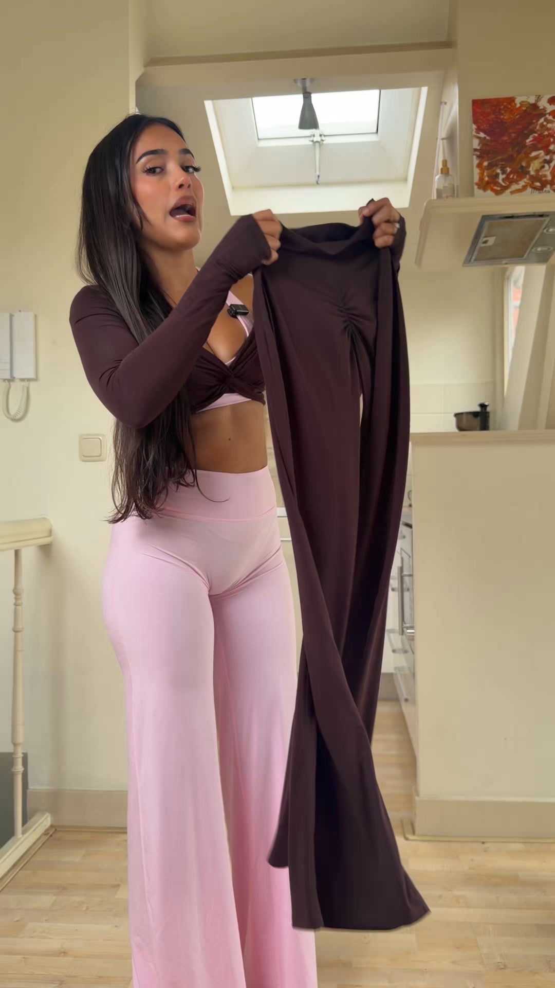 Thrivin Gymwear Facebook ad: Meet Essence Your Softest Era Yet