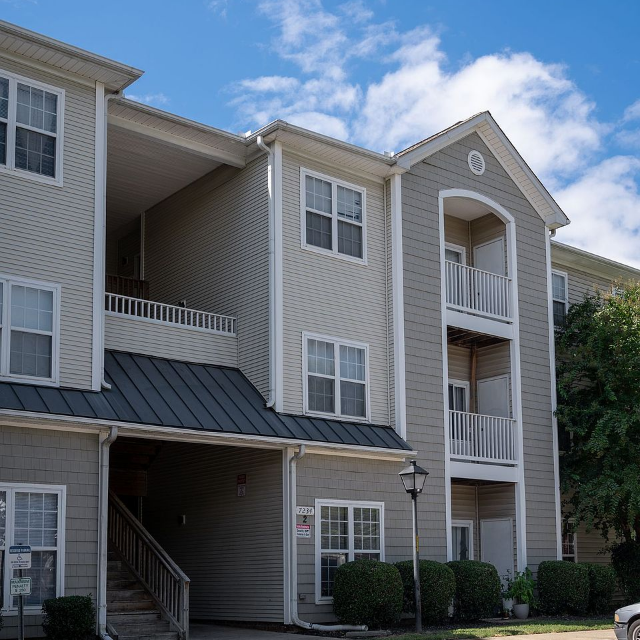 Zillow Apartments for Rent Facebook ad