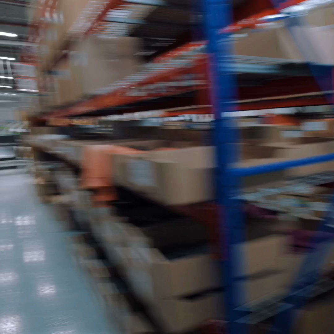 Printeez Facebook ad: Launch Your Brand Without Managing Inventory