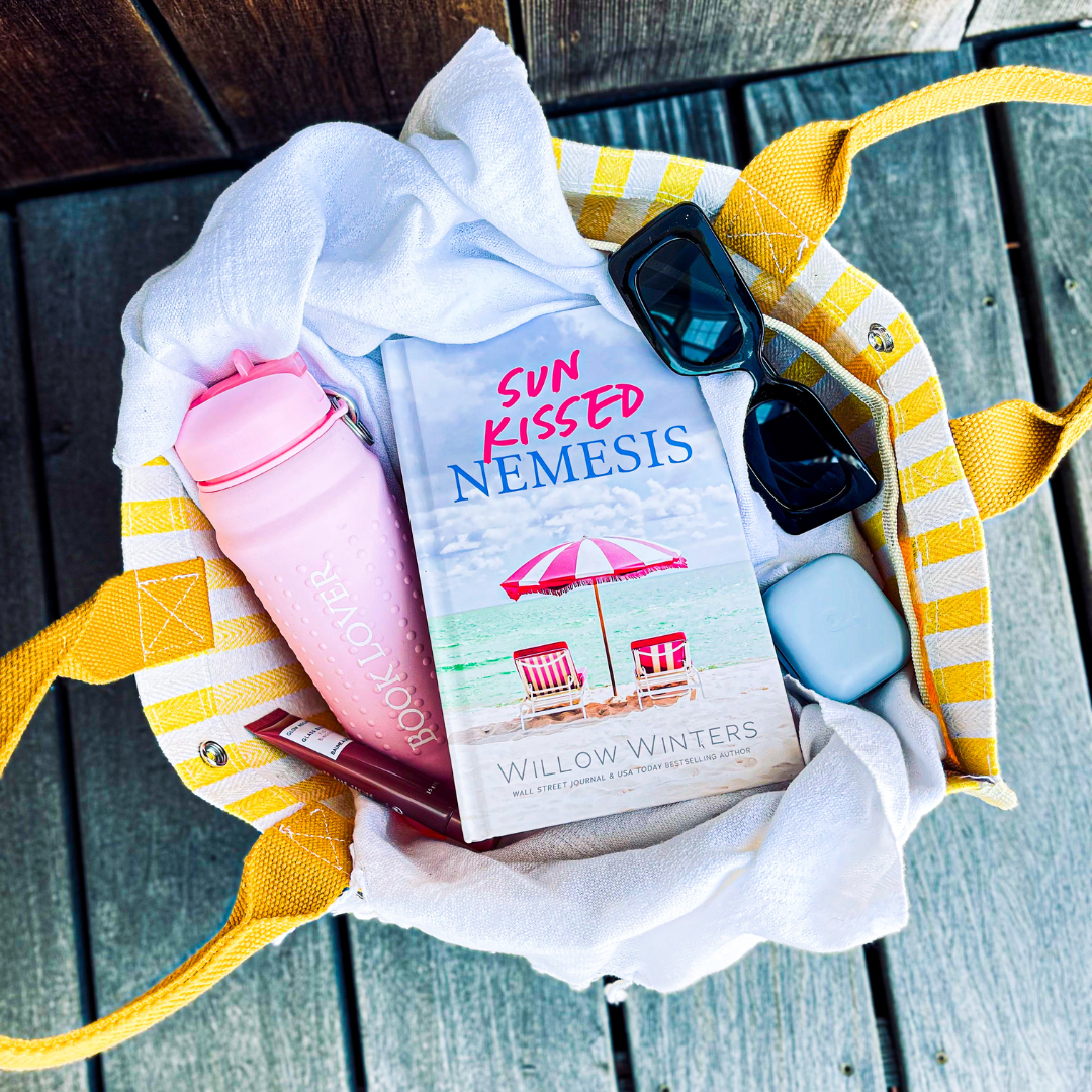 Willow Winters Facebook ad: Curated Mystery Boxes