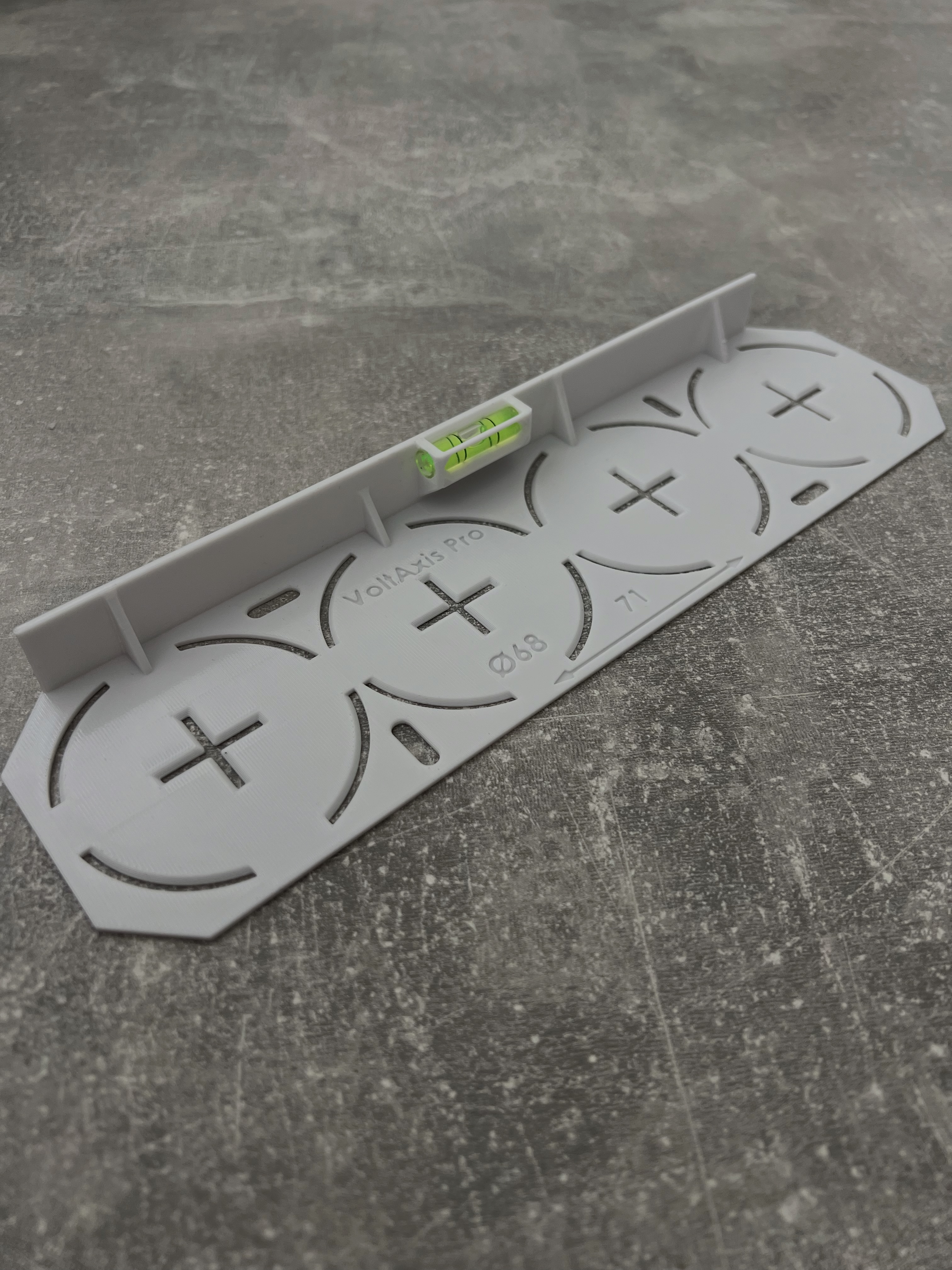 3DPrintLu Facebook ad: Шаблон (кондуктор) VoltAxis Pro з рівнем для розмітки…