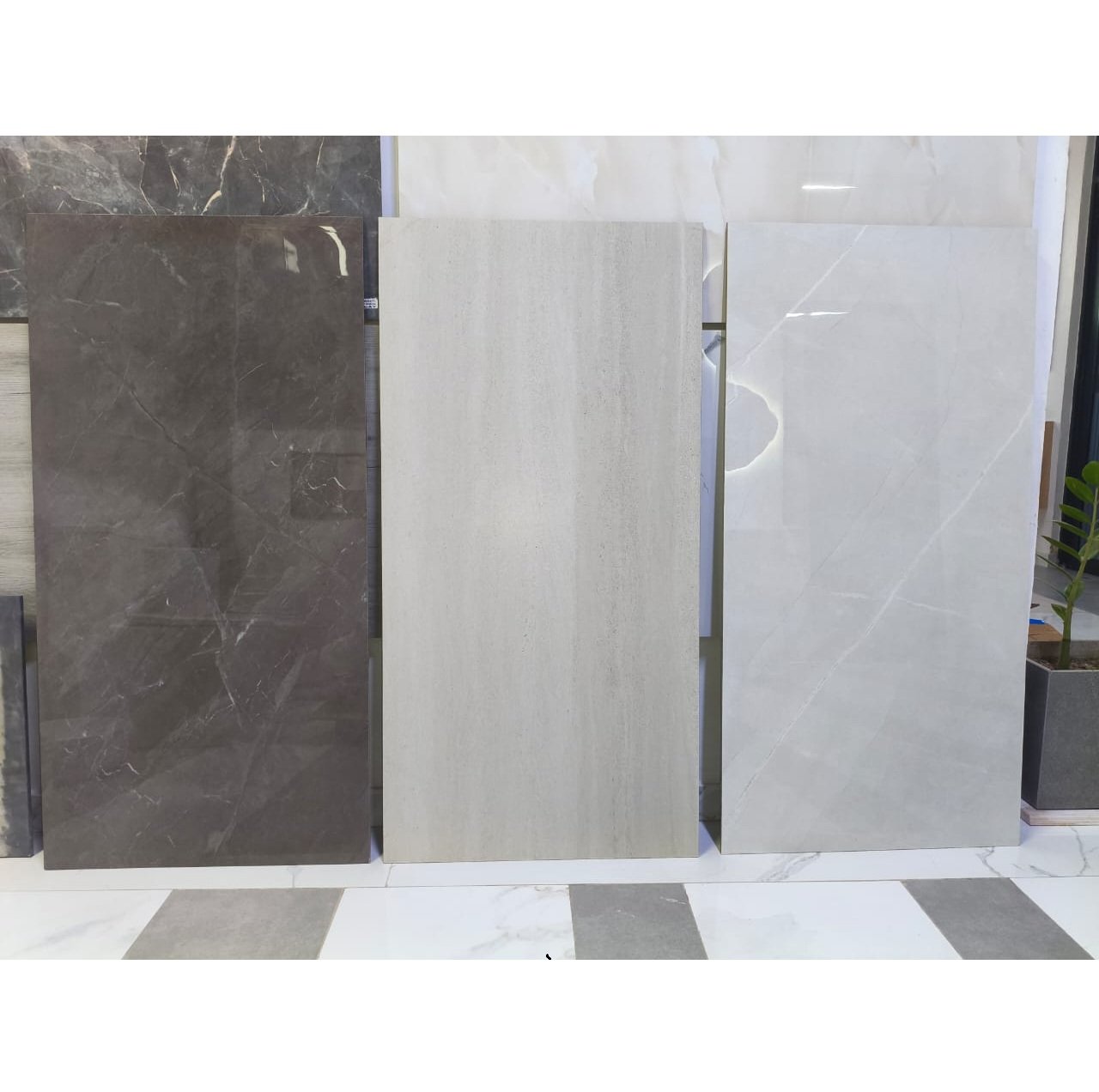 Erimar Paredes Facebook ad: Porcelanatos 60x120 Pulido 9mm
