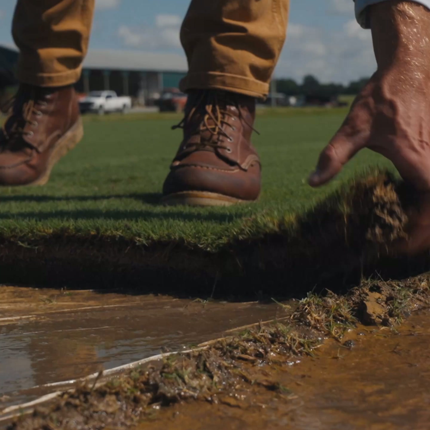 Carhartt Facebook ad: Built For Work