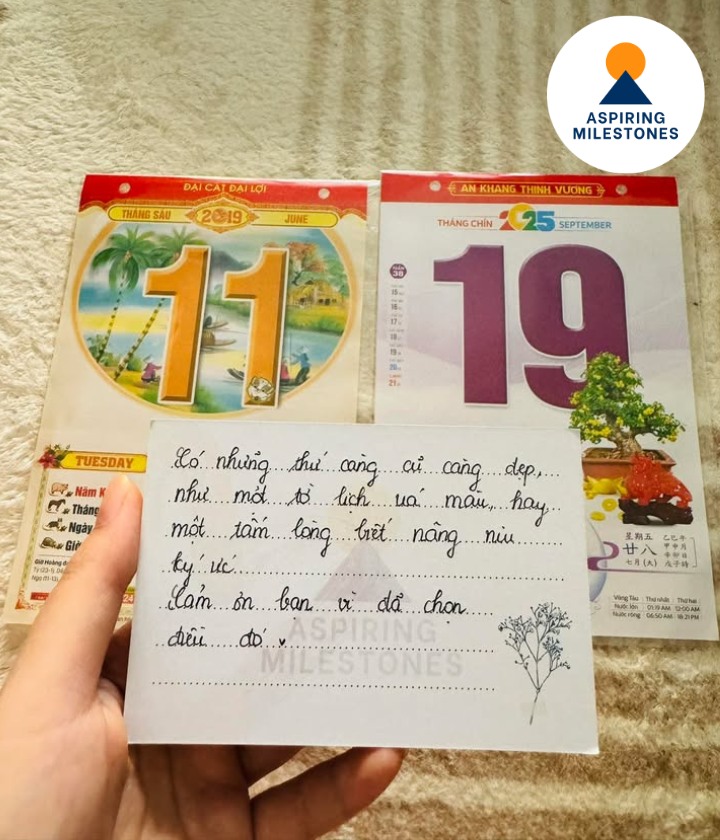 Aspiring Milestones Facebook ad: Giữ lại tờ lịch cũ… để ký ức…