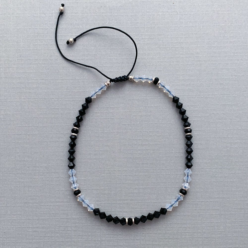 fourseven Facebook ad: Gorgeour Silver accessories for women, men and children.