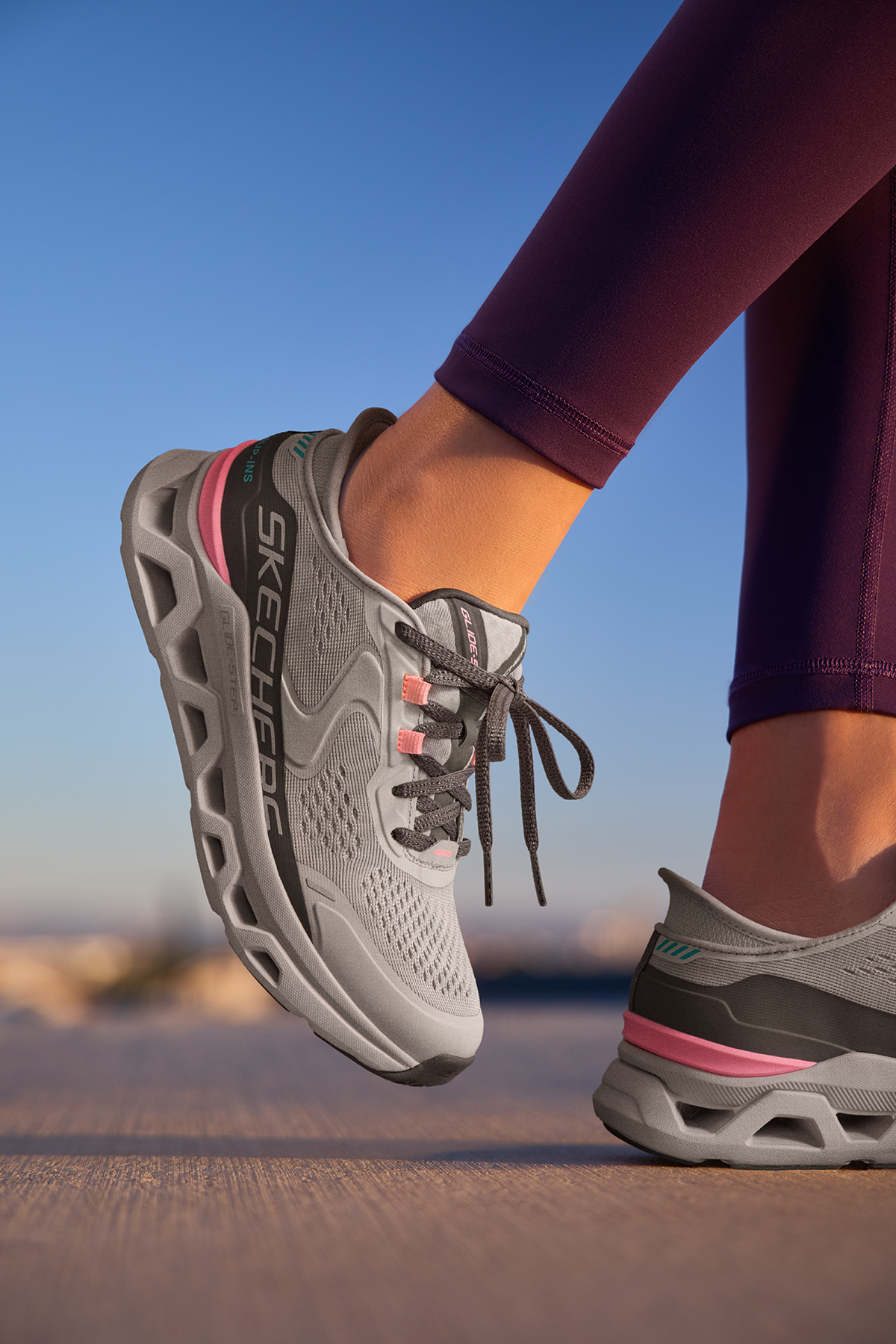 SKECHERS Facebook ad