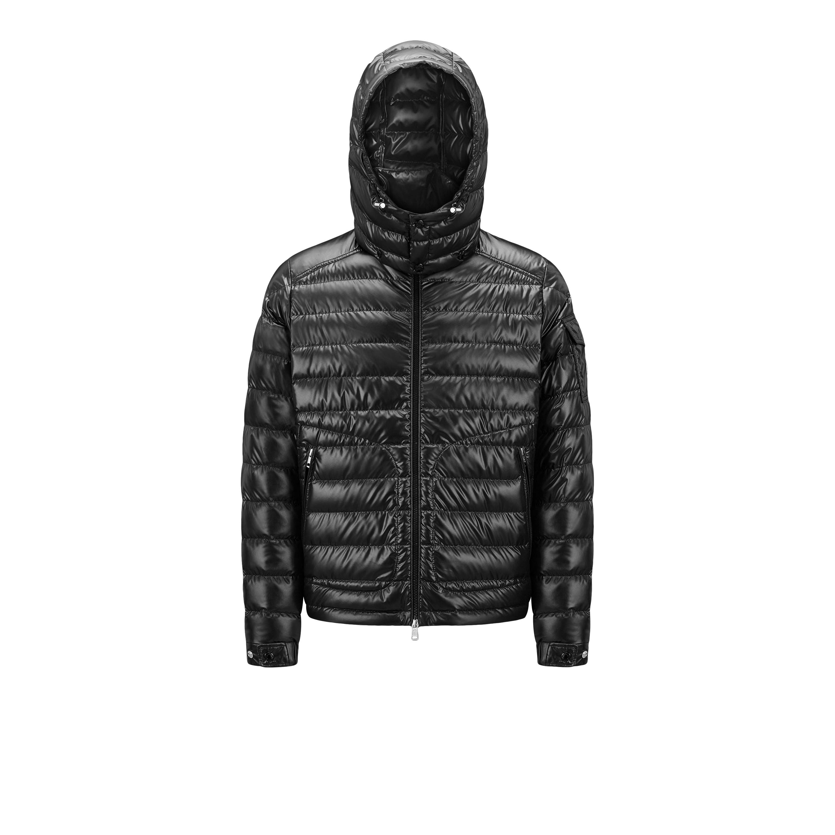 Moncler Facebook ad