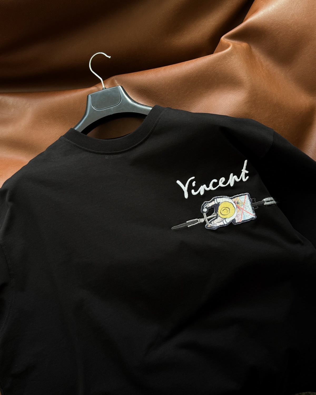 svvvge.co Facebook ad: BLACK VINCENT EMBROIDERED T-SHIRT