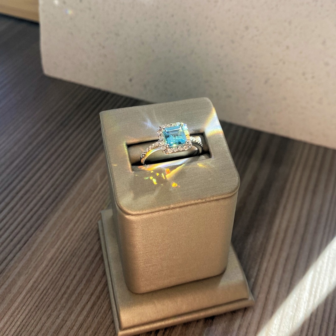 Hawthorne Jewelry - Personal Custom Jewelry Facebook ad