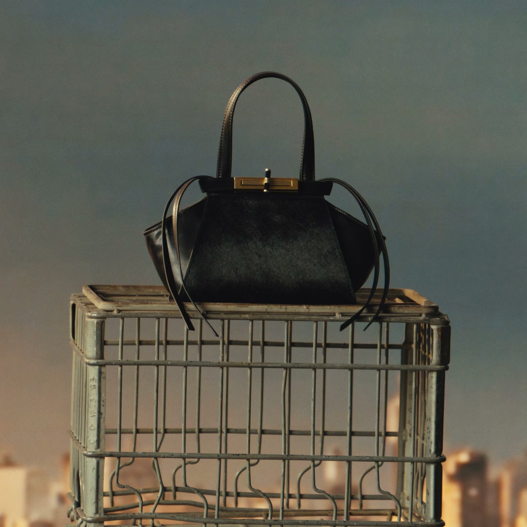 Macy's Facebook ad: Discover Kenneth Cole Women's Handbags