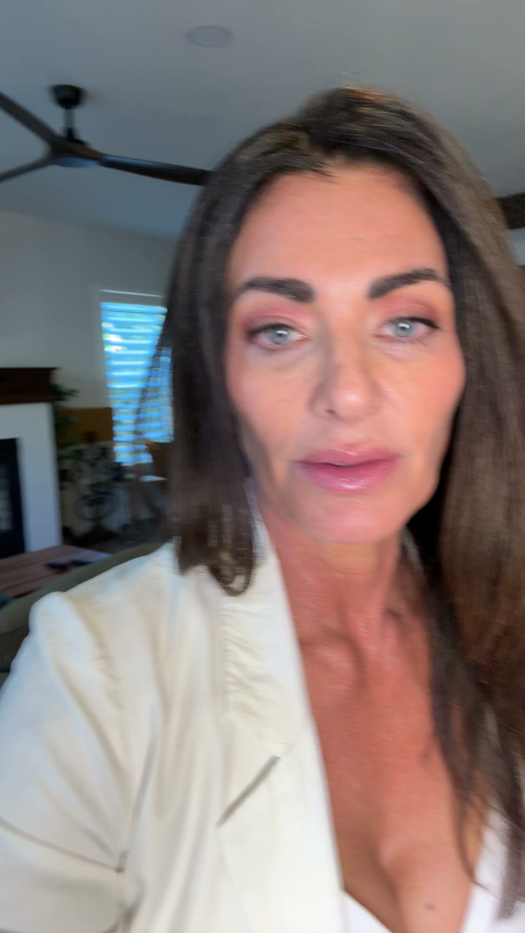 Bloom & Bond Facebook ad: Help Hair Loss Naturally
