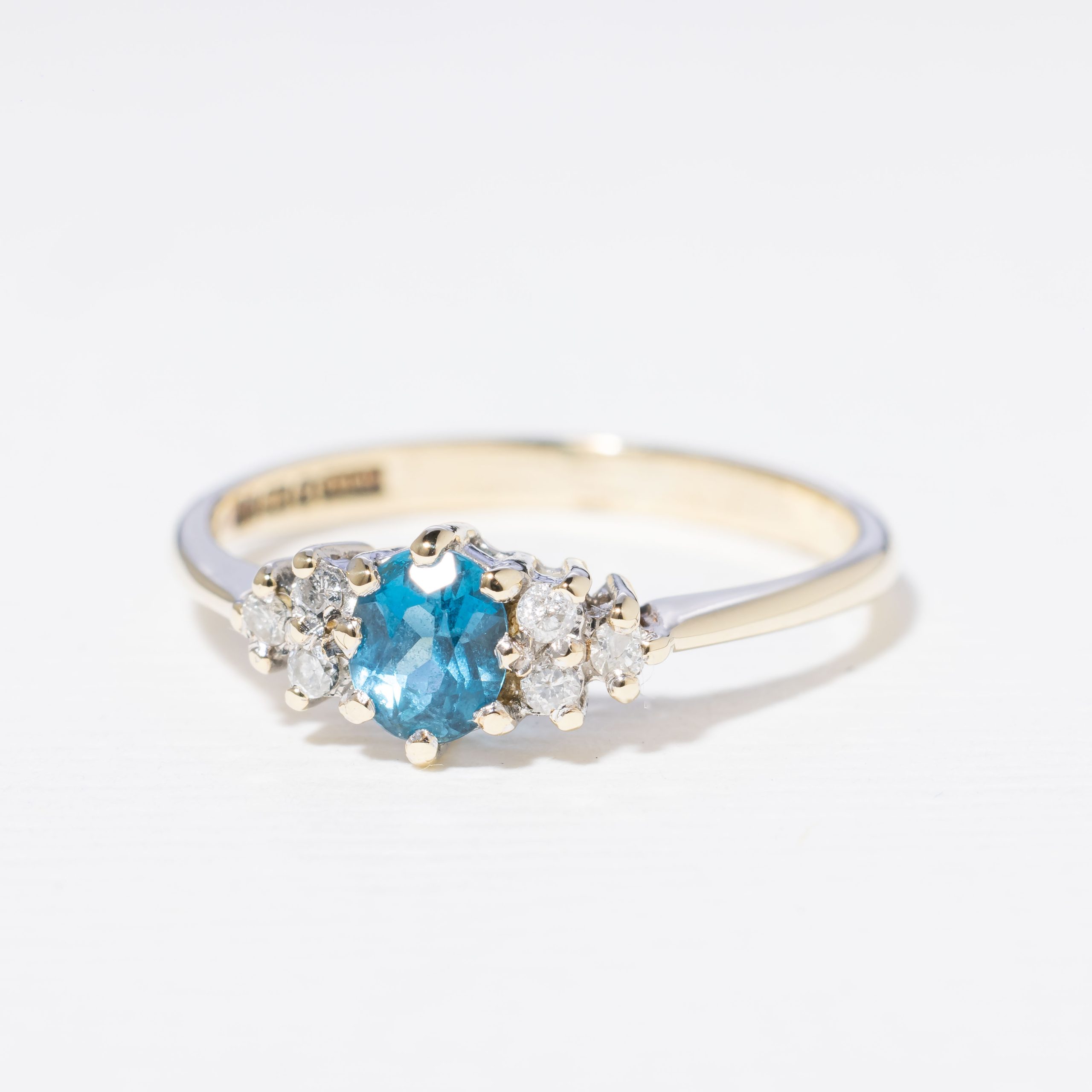 Eleonora Vintage Jewelry Facebook ad