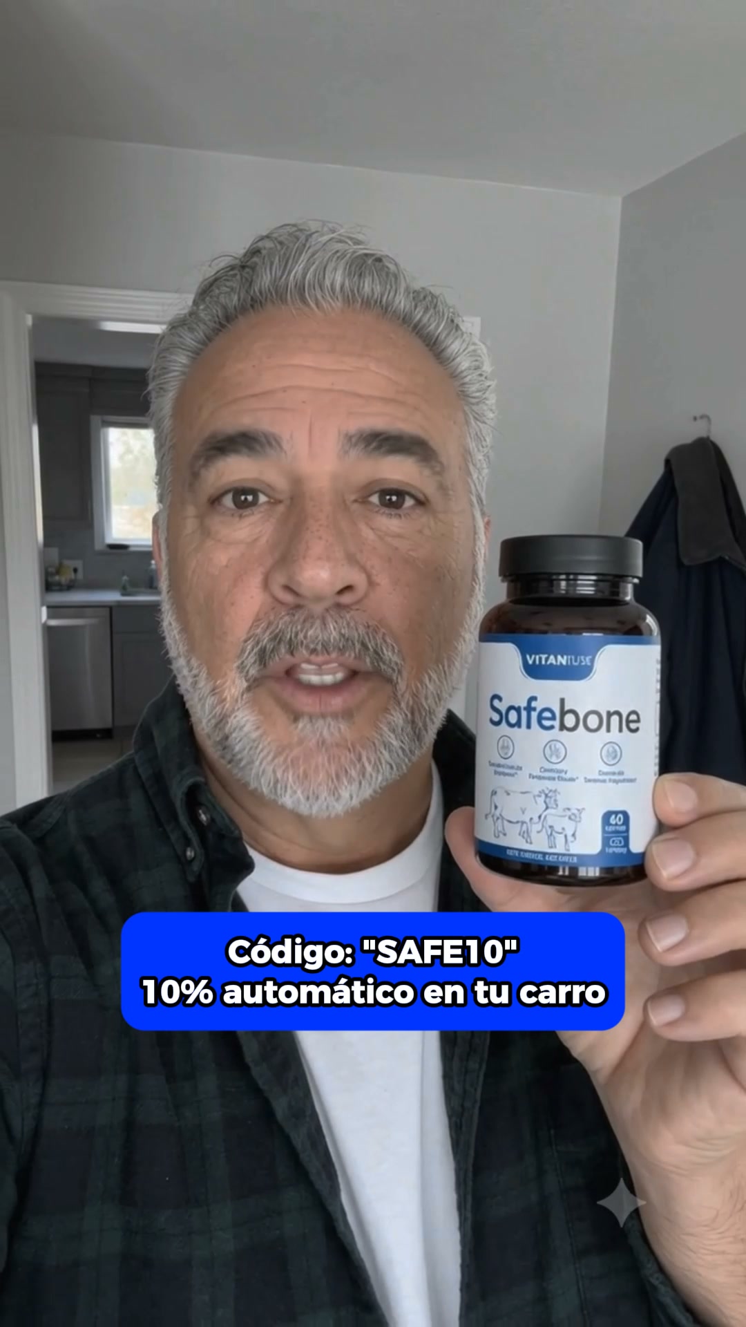 Vitanium Facebook ad: 10% de descuento con SAFE10