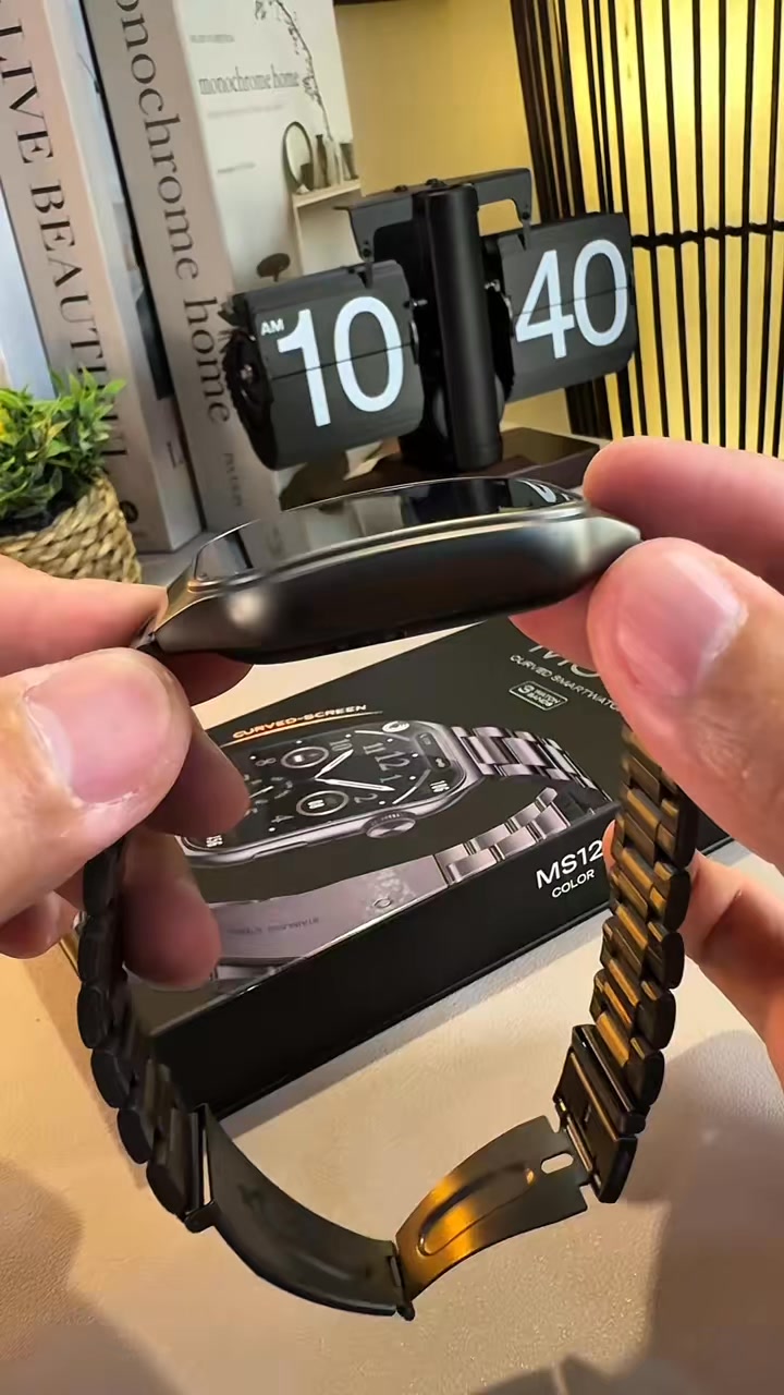 Jiditech PH Facebook ad: Smart Watch https://s.shopee.ph/AKTj0PW2qL