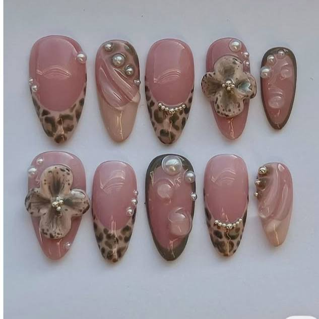 Honey,I’m home Accessories. Facebook ad
