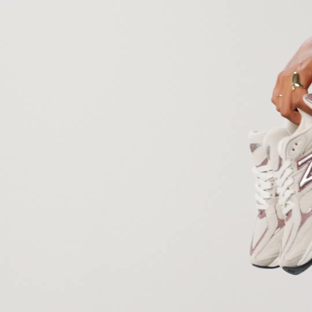 JD Sports Facebook ad: New Balance 530 Donna