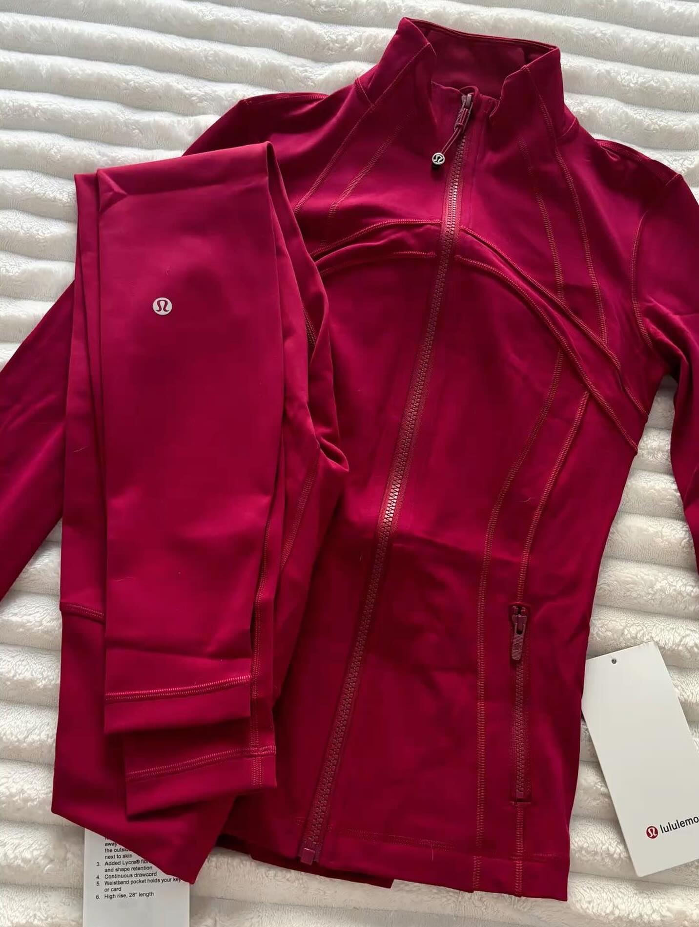 select.clothe Facebook ad: @select.clothe