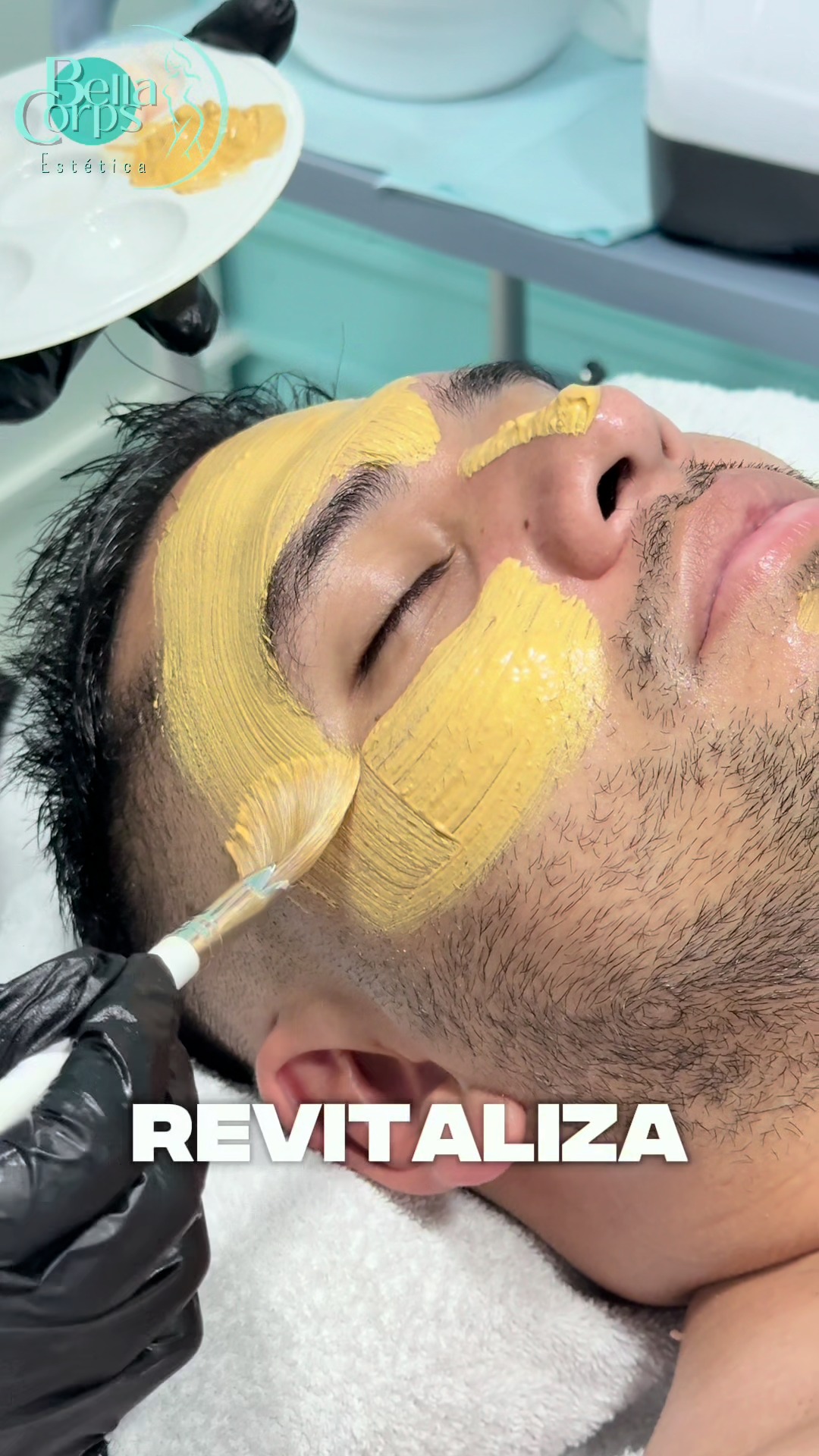Bella Corps Estética Facebook ad: ¡Sí, los hombres también se cuidan!