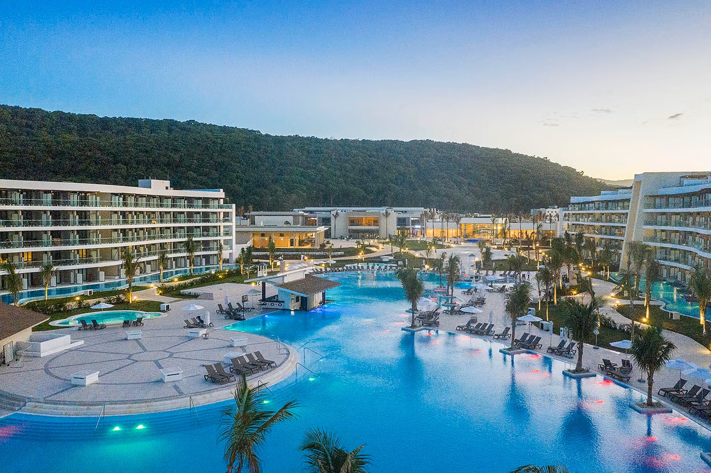 Ocean Signature Resorts Facebook ad