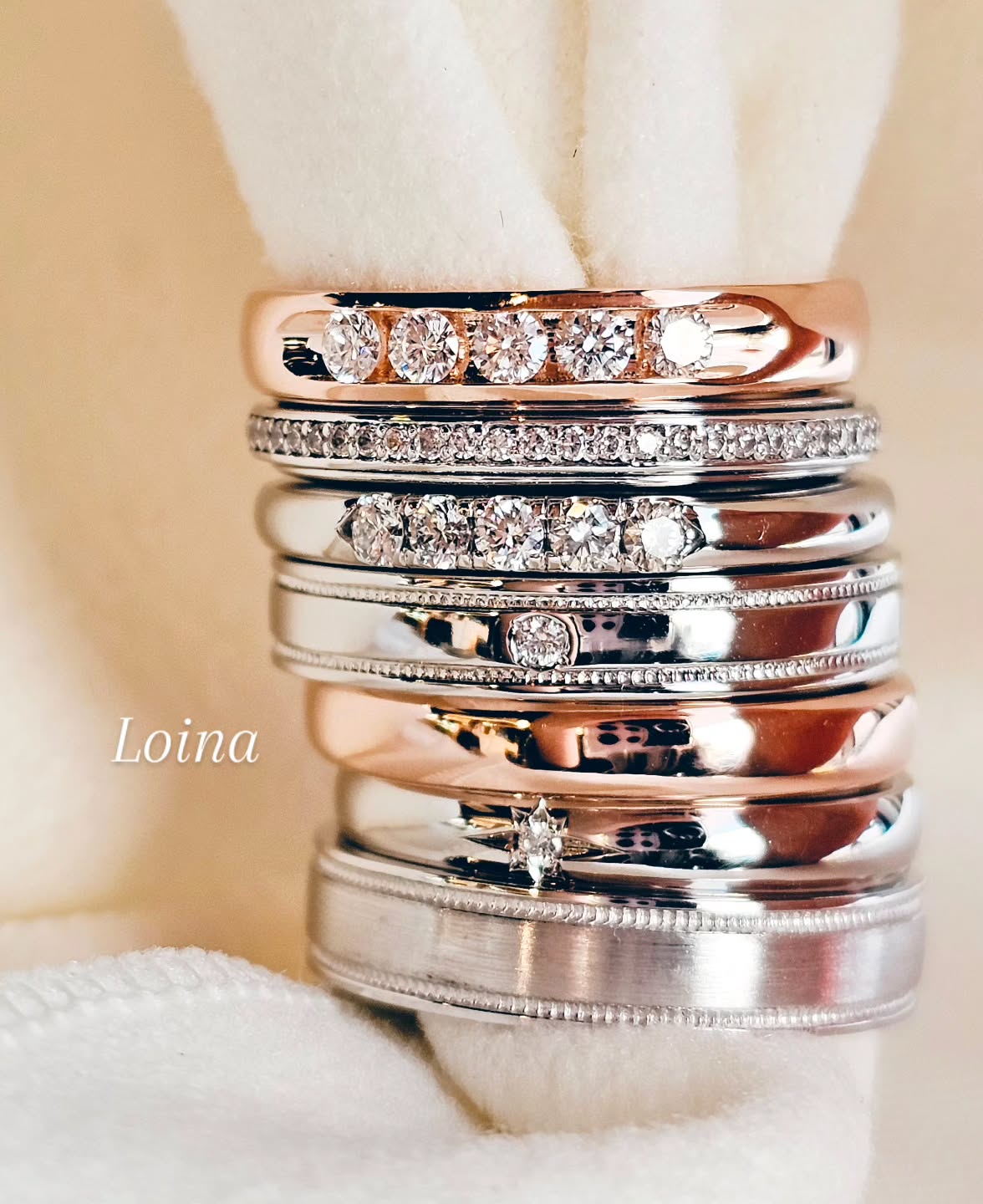 Bella LOINA Facebook ad: Loina Art Wedding Band