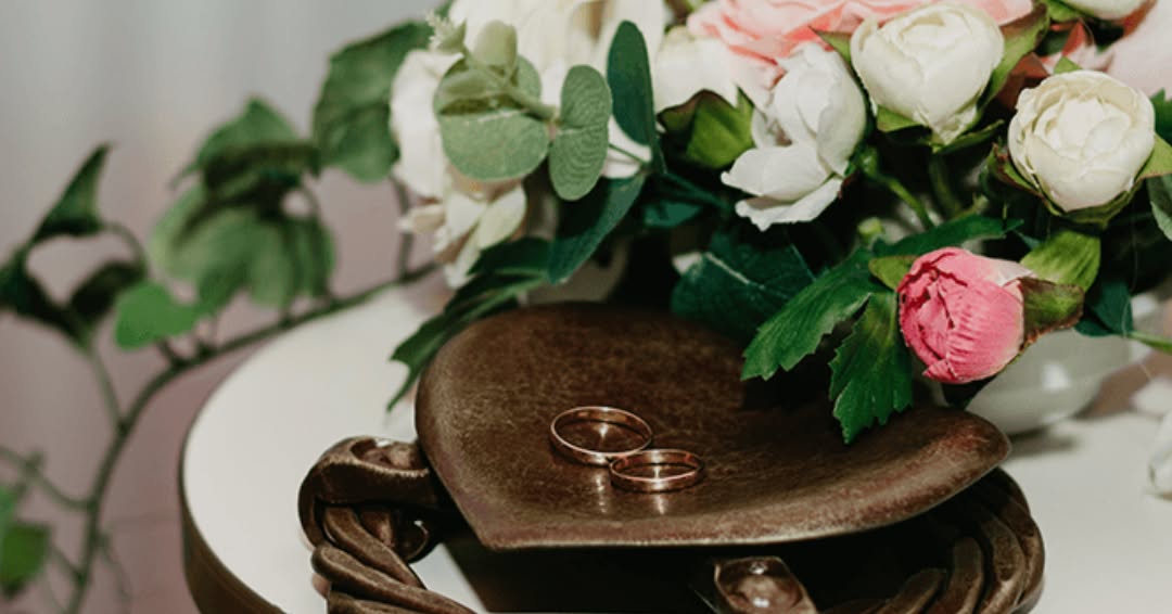 Mary Tuttle's - The Art of Living Facebook ad: Let’s design your perfect day, together.