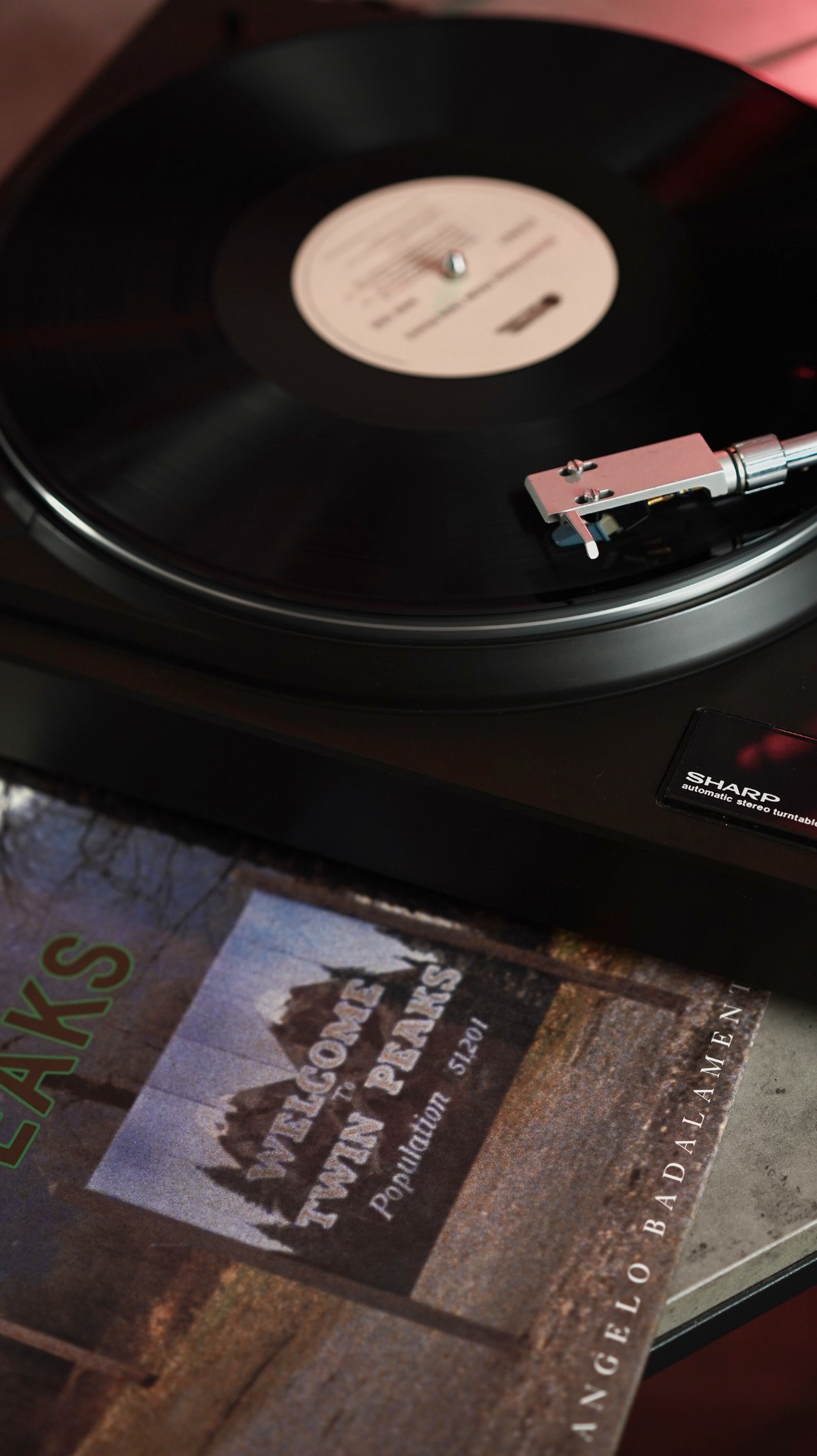 Lampala Facebook ad: Angelo Badalamenti: Music From Twin Peaks