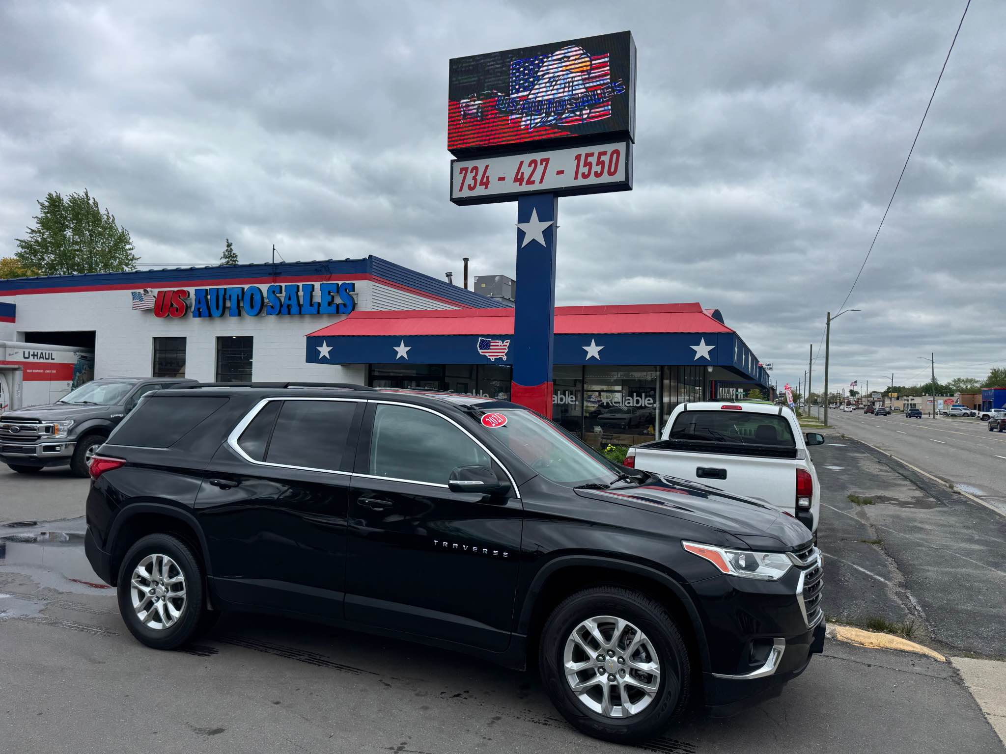 Ali Ahmad Facebook ad: 2021 Chevrolet Traverse · LT Sport Utility 4D