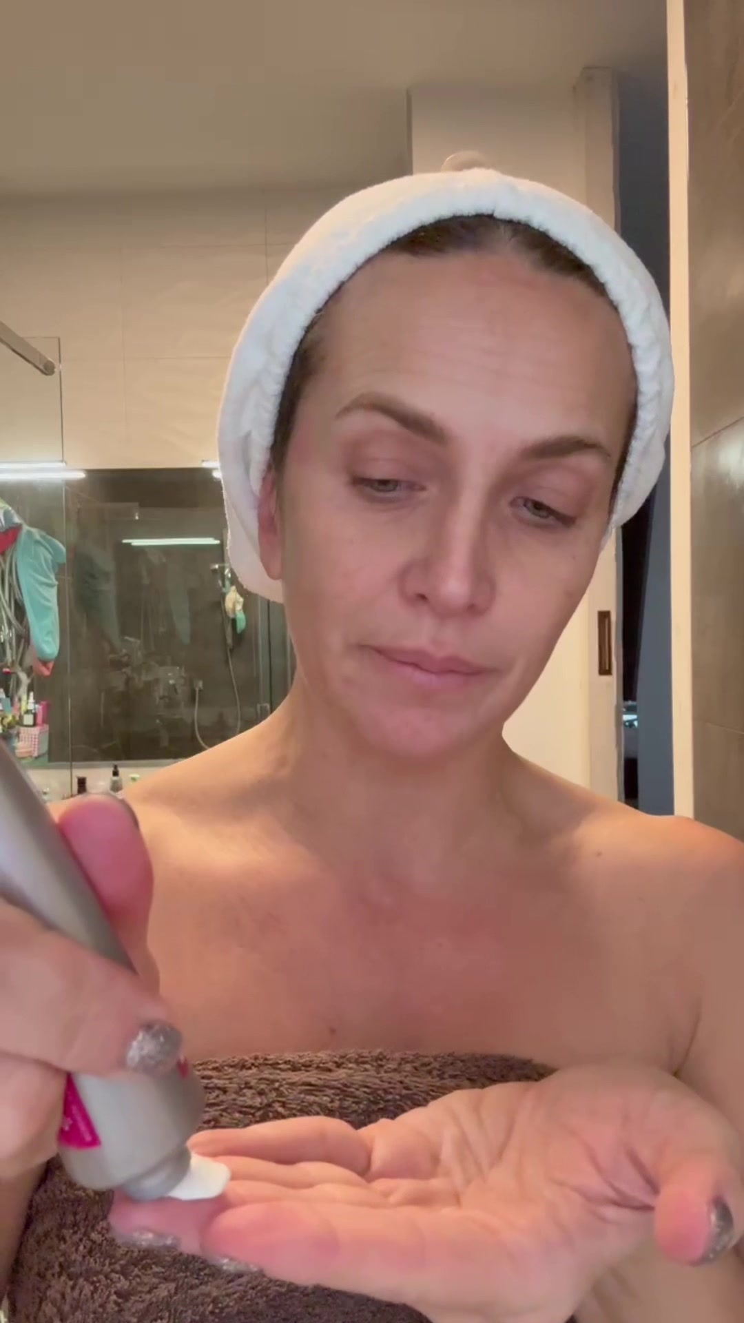 SKÖN Cosmetics Facebook ad: Crema Viso Anti-Rughe Bio