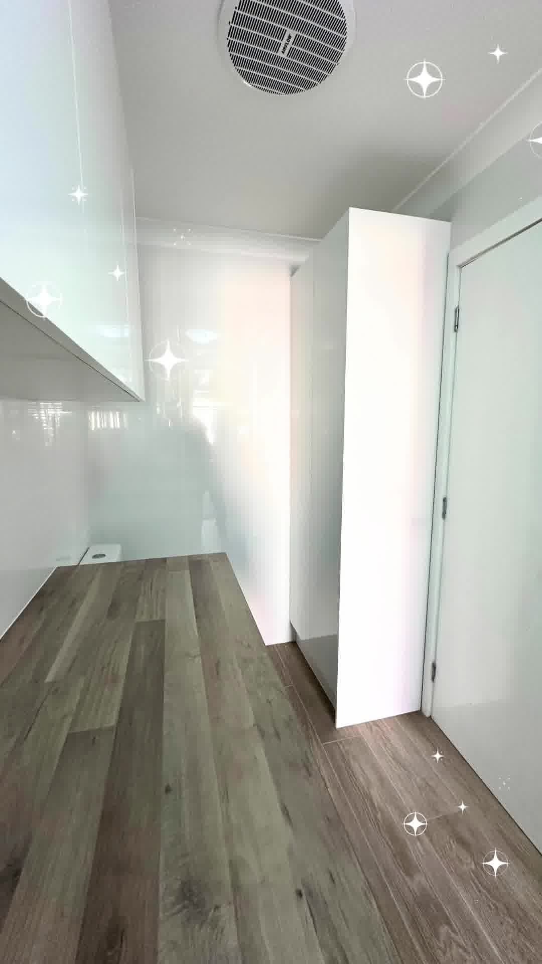 Renovation Services Group Facebook ad from Oct 8, 2024
