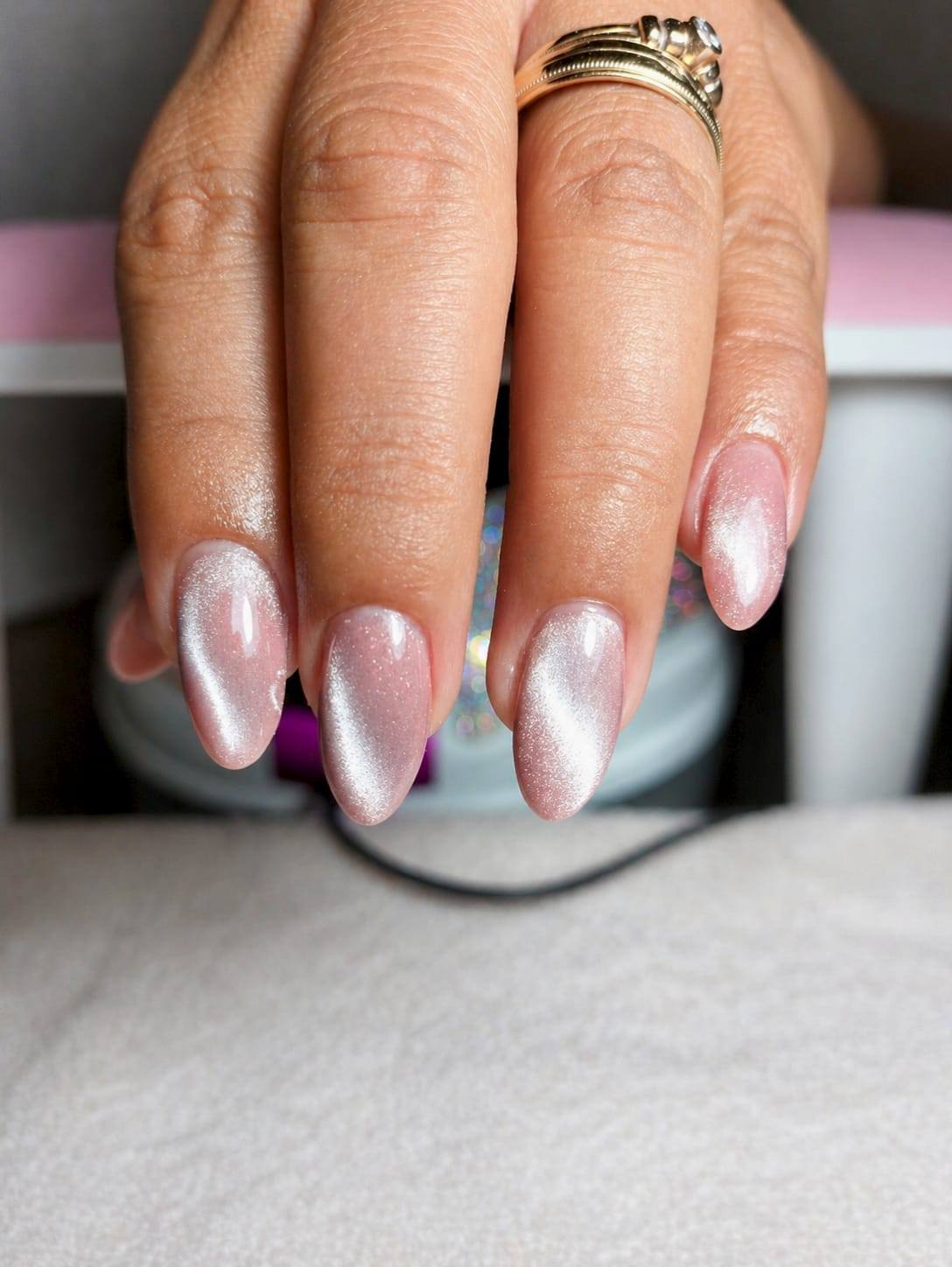 SeanygNails YKeratinas Facebook ad: Hola hermosa