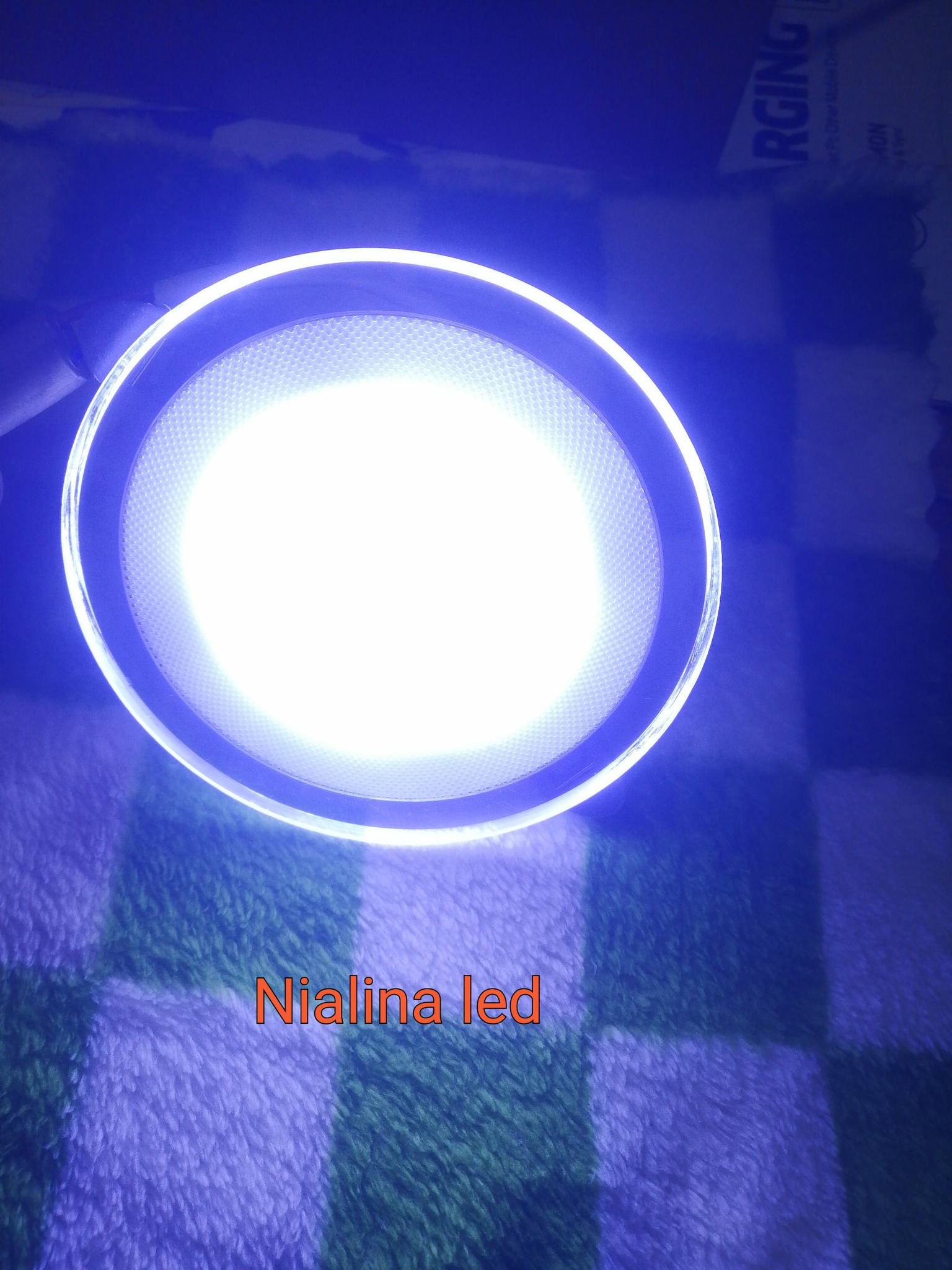 Nilaina led petite vitesse box 464 Facebook ad: Salama tompoko