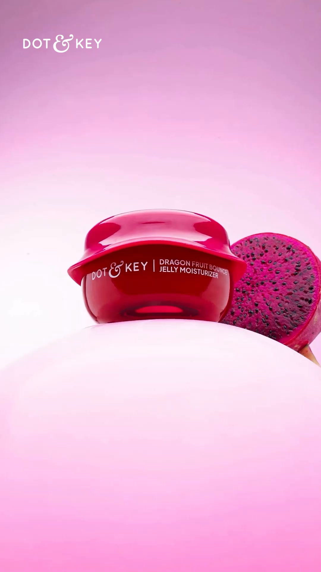 Dot & Key Facebook ad: Hydrates, plumps & keeps skin bouncy