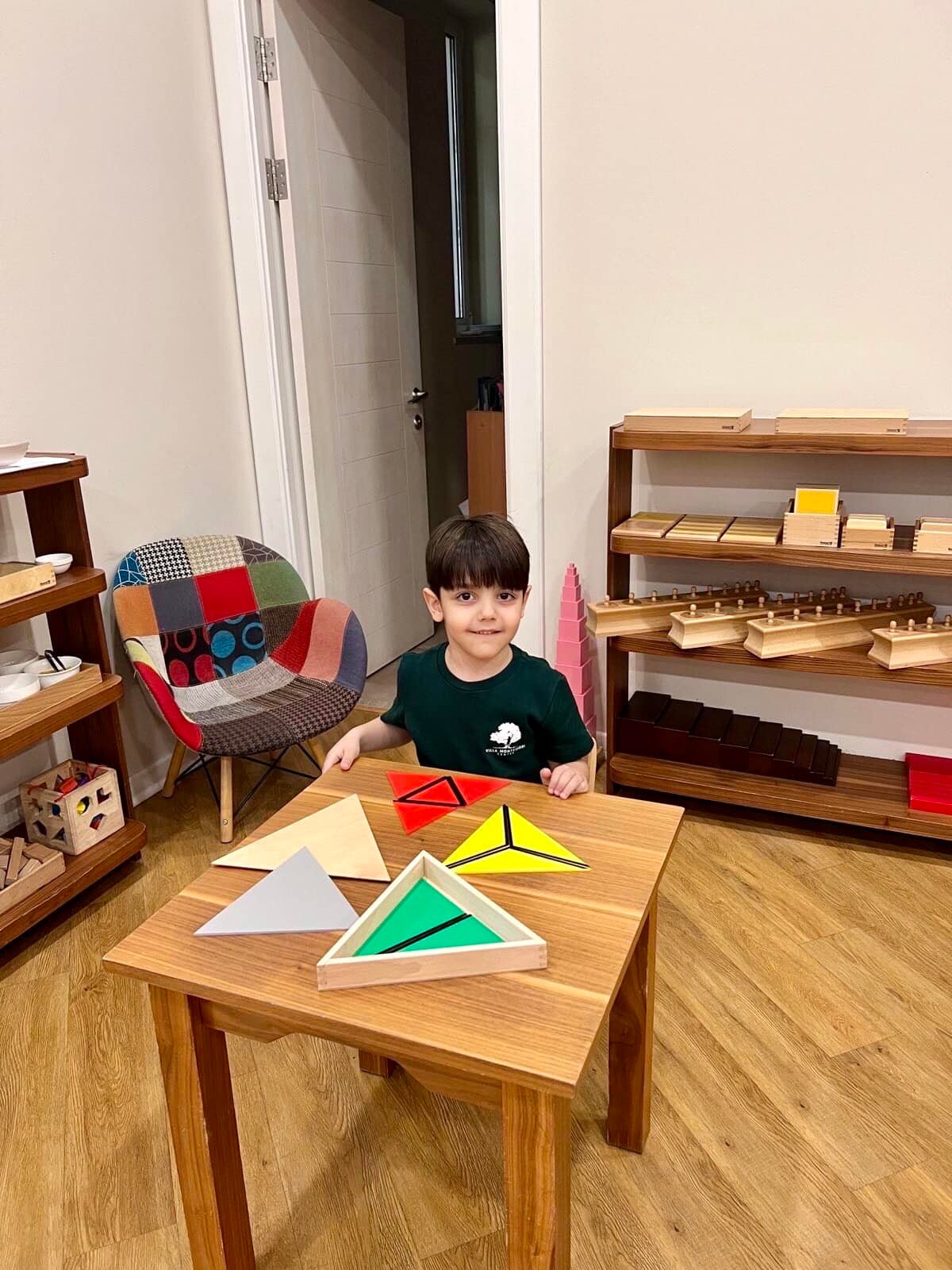 Villa Montessori International School of Armenia Facebook ad: Детский сад. Мы работаем по методу Марии Монтессори…
