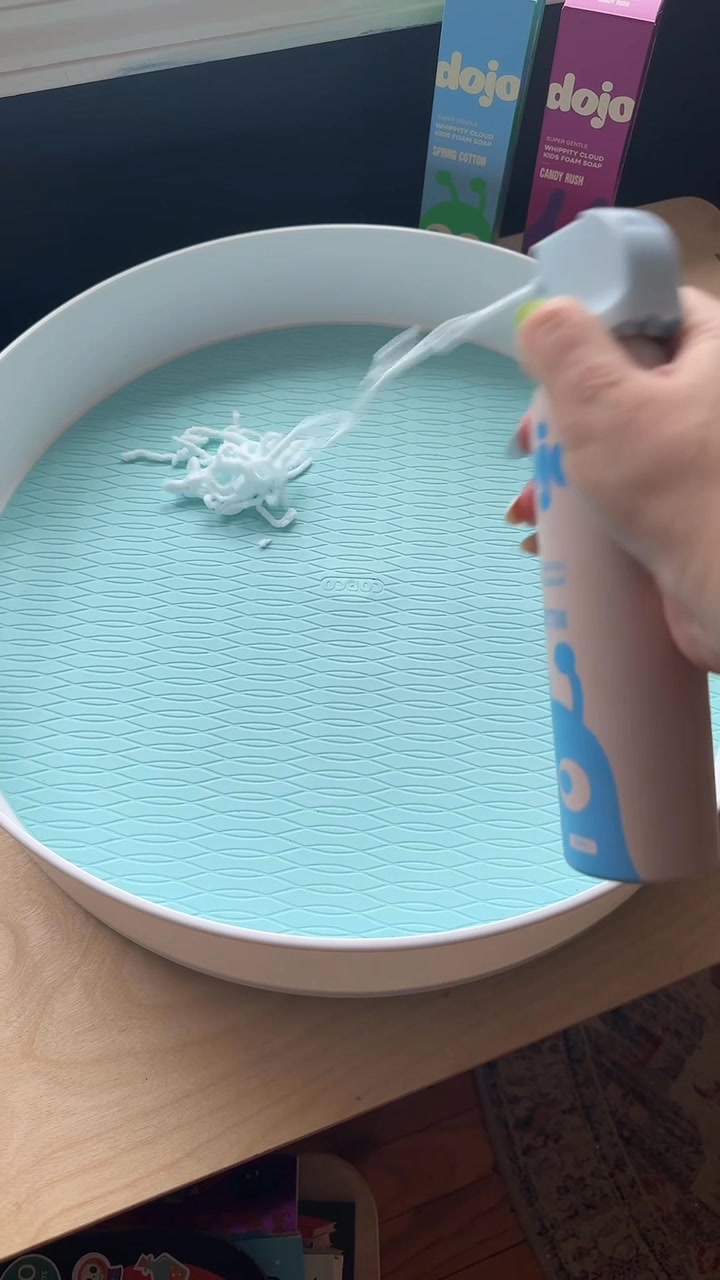 Dojo Facebook ad: Whippity Cloud Kids Foaming Soap